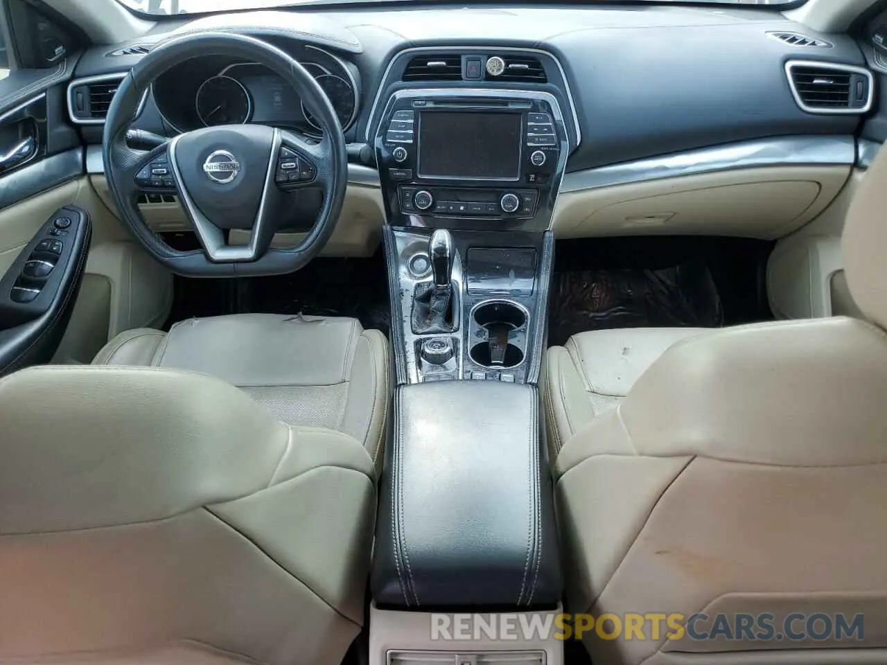 8 Photograph of a damaged car 1N4AA6AV5KC366719 NISSAN MAXIMA 2019