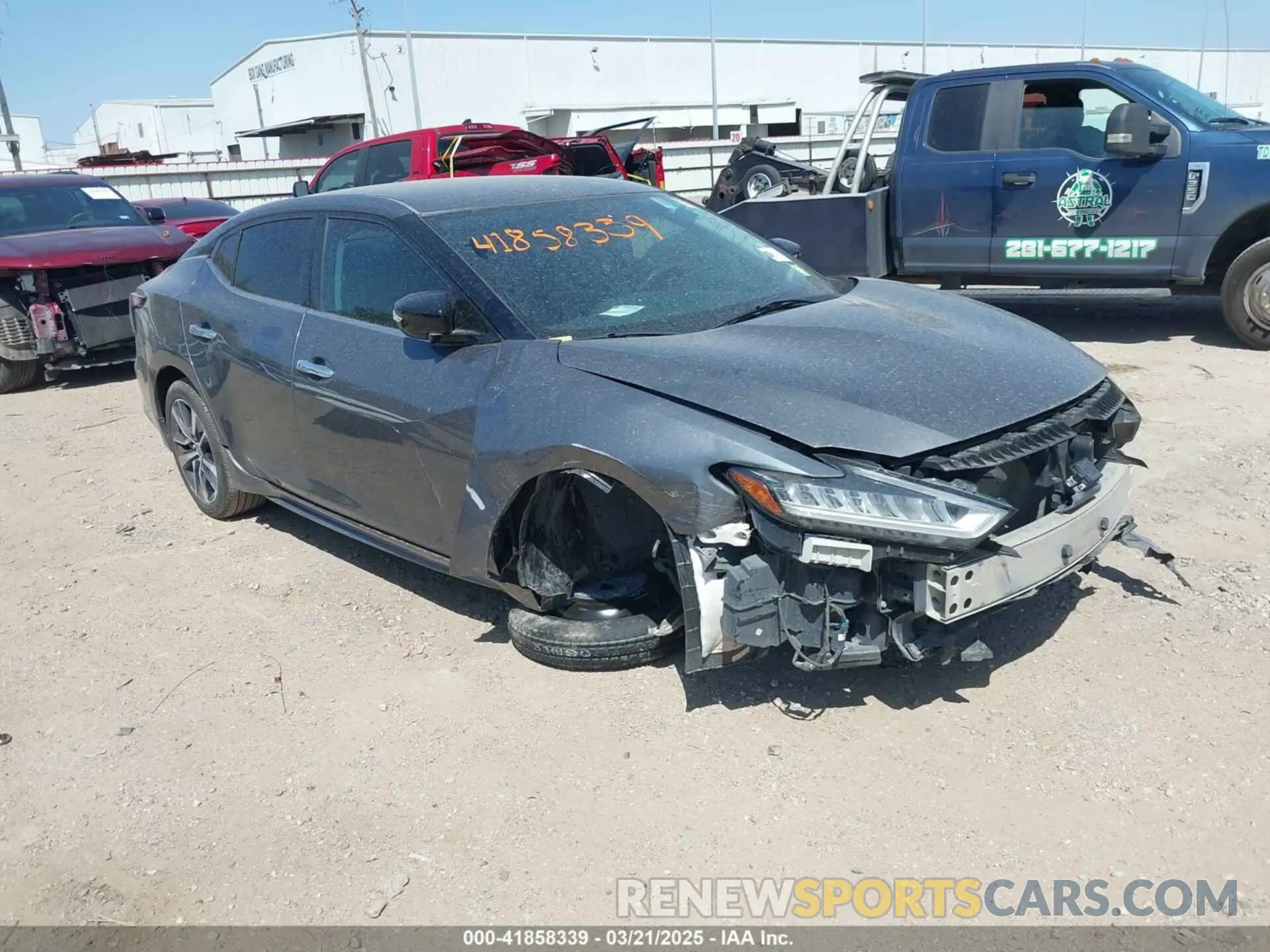 1 Photograph of a damaged car 1N4AA6AV5KC370625 NISSAN MAXIMA 2019