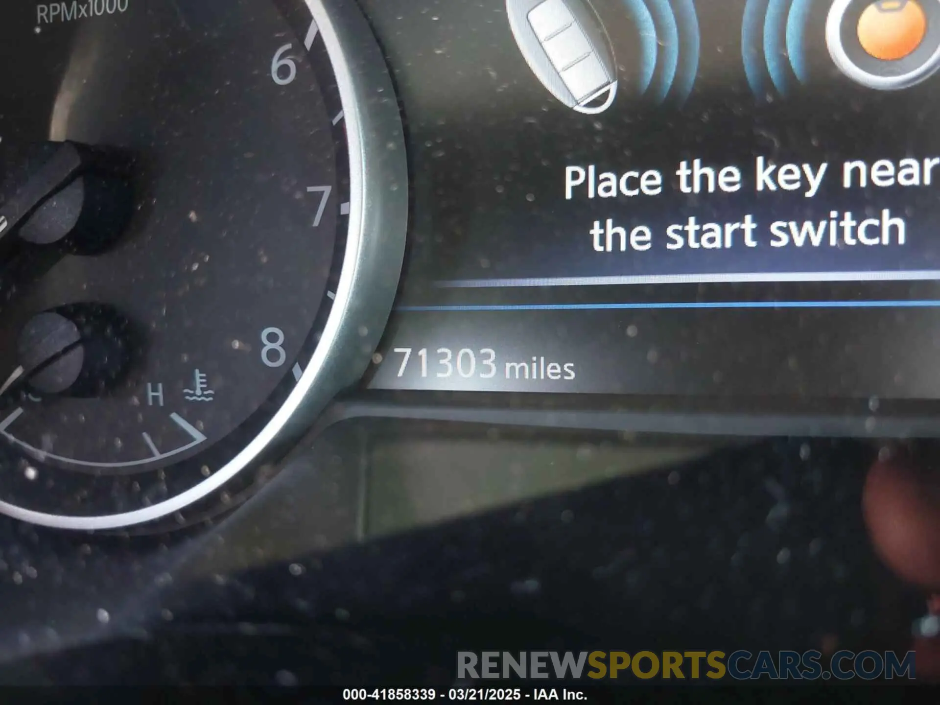 15 Photograph of a damaged car 1N4AA6AV5KC370625 NISSAN MAXIMA 2019