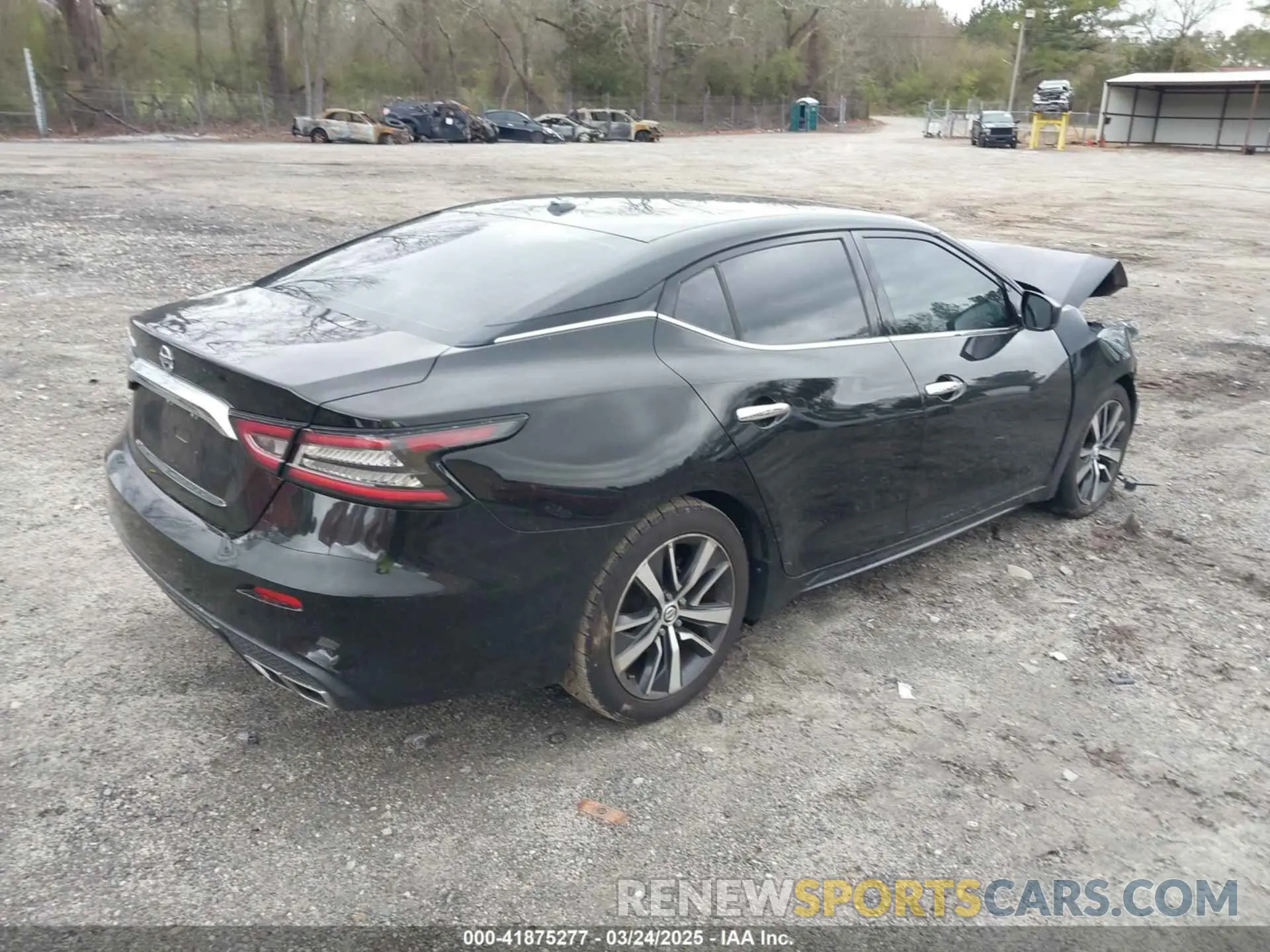 4 Photograph of a damaged car 1N4AA6AV5KC371760 NISSAN MAXIMA 2019