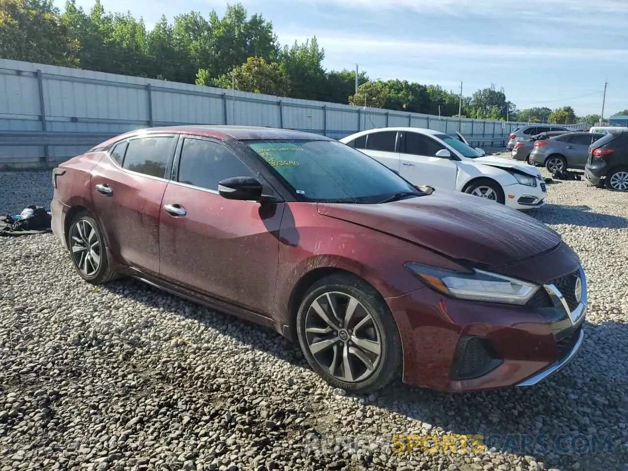 4 Photograph of a damaged car 1N4AA6AV5KC373640 NISSAN MAXIMA 2019