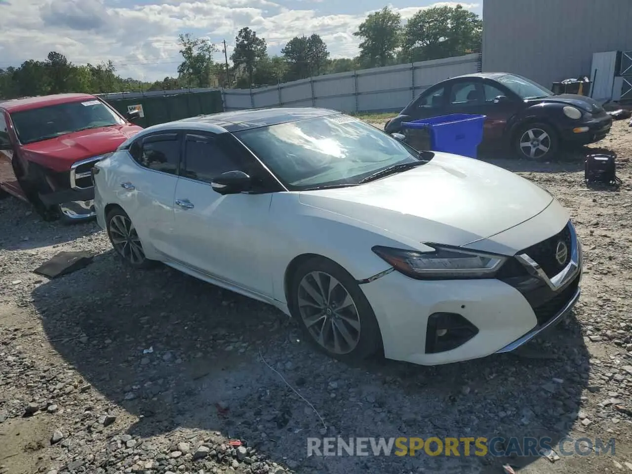 4 Photograph of a damaged car 1N4AA6AV5KC375016 NISSAN MAXIMA 2019