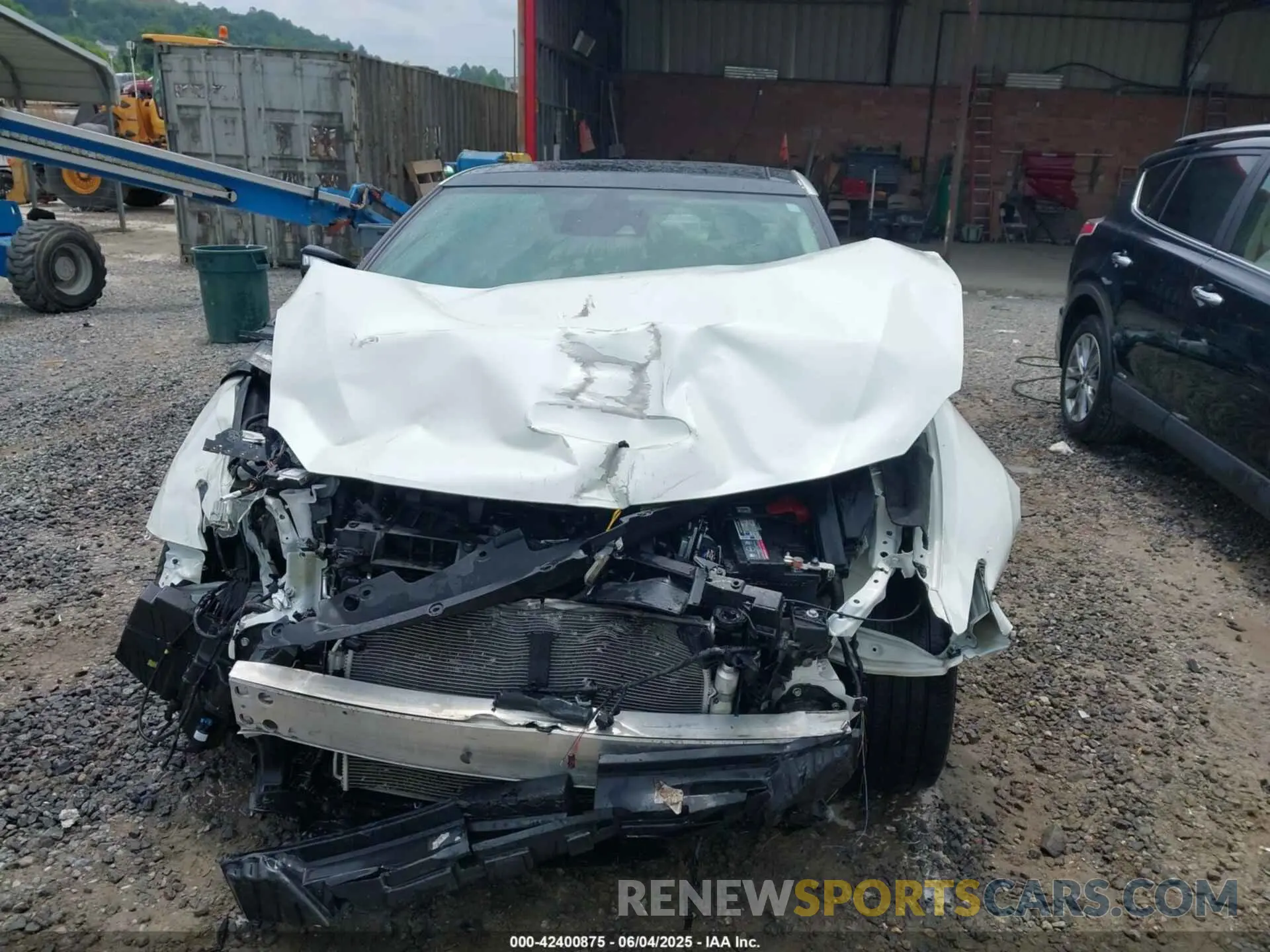 13 Photograph of a damaged car 1N4AA6AV5KC381057 NISSAN MAXIMA 2019