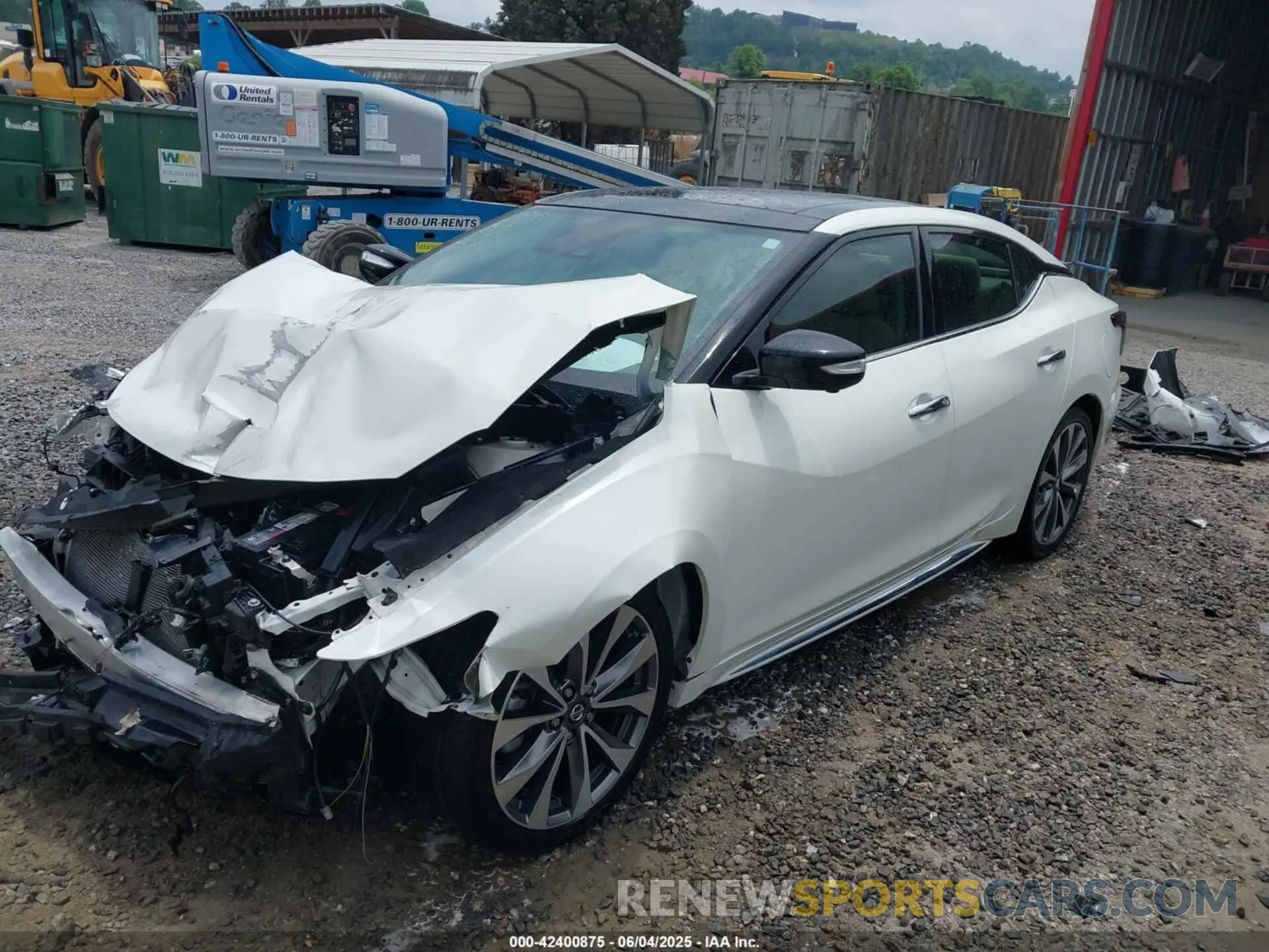 2 Photograph of a damaged car 1N4AA6AV5KC381057 NISSAN MAXIMA 2019