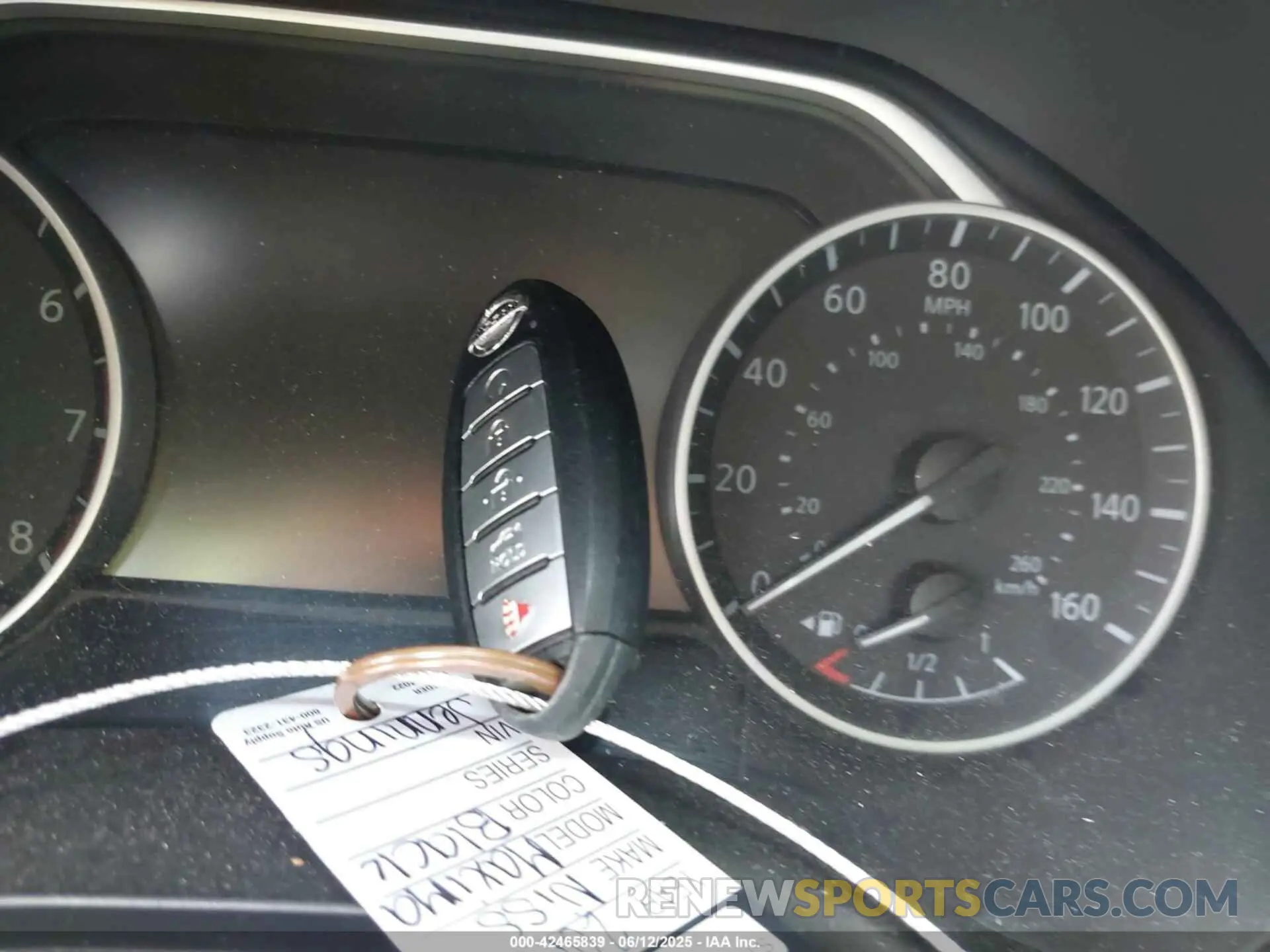 11 Photograph of a damaged car 1N4AA6AV6KC360167 NISSAN MAXIMA 2019