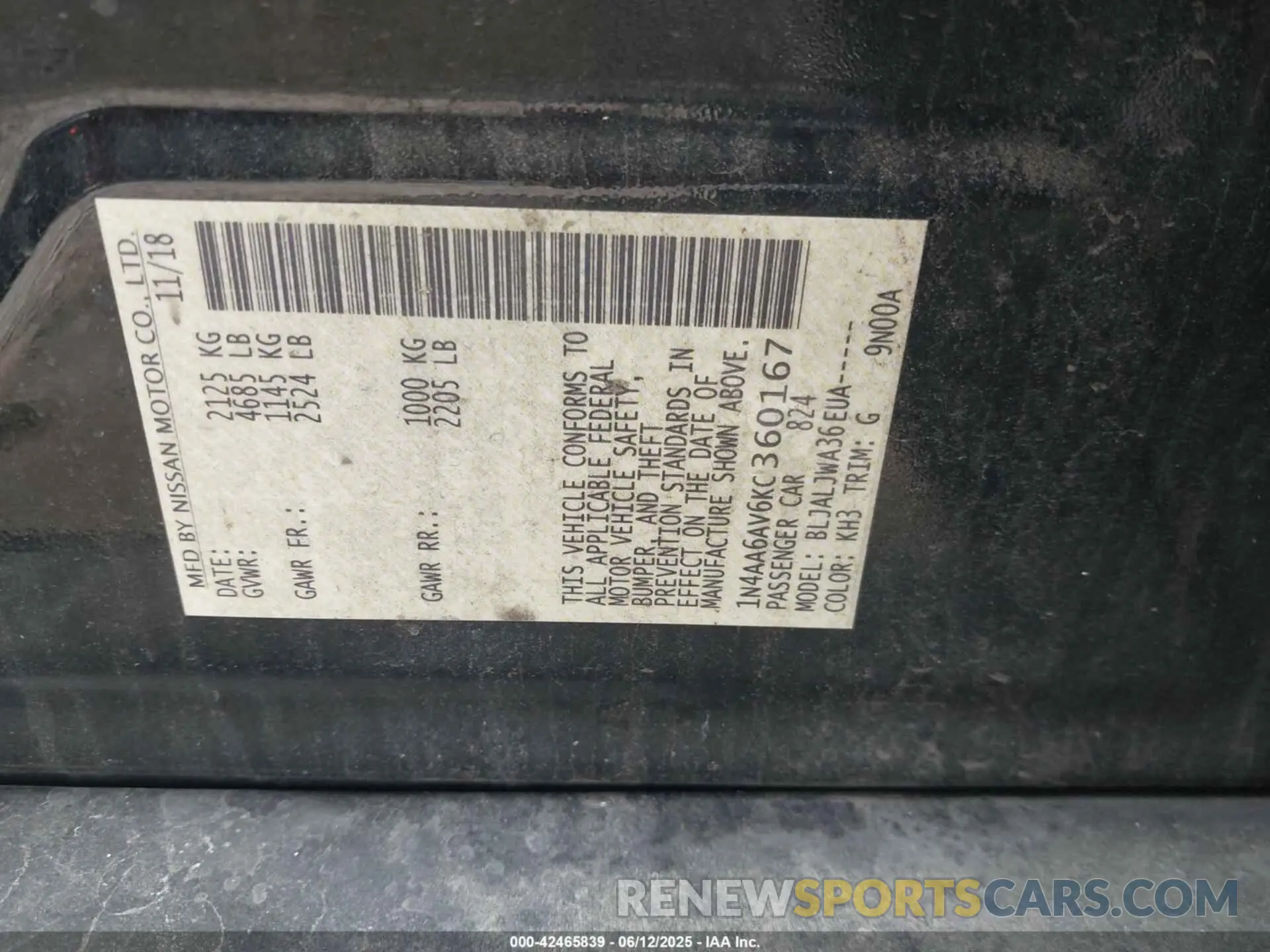 9 Photograph of a damaged car 1N4AA6AV6KC360167 NISSAN MAXIMA 2019
