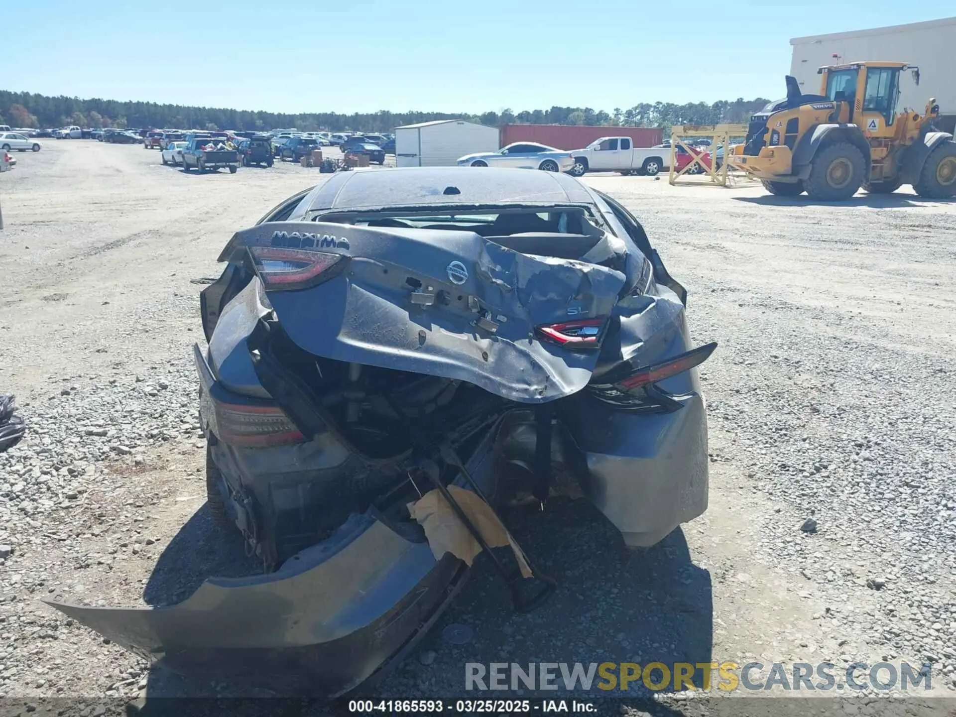 16 Photograph of a damaged car 1N4AA6AV6KC364994 NISSAN MAXIMA 2019