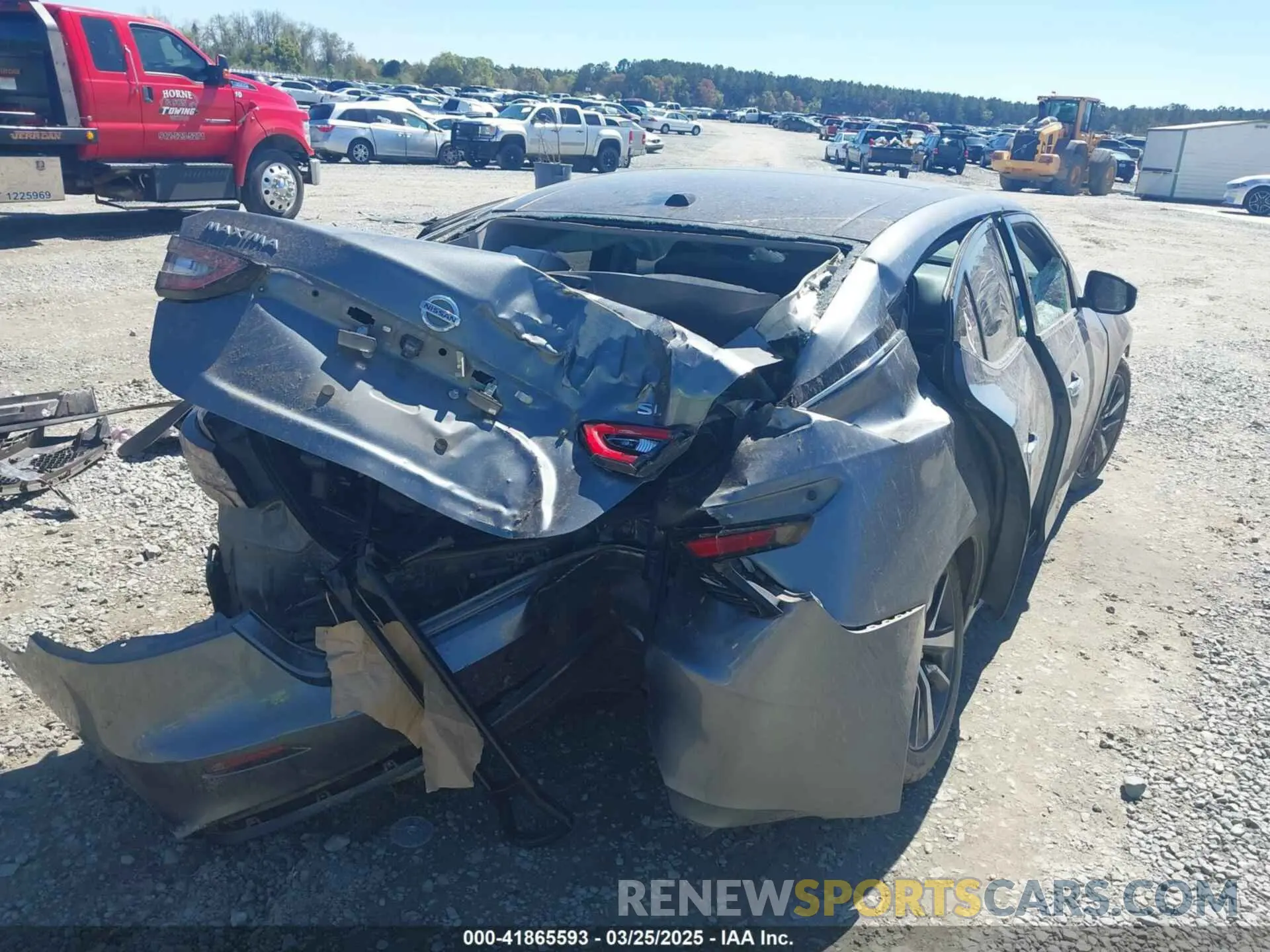 6 Photograph of a damaged car 1N4AA6AV6KC364994 NISSAN MAXIMA 2019