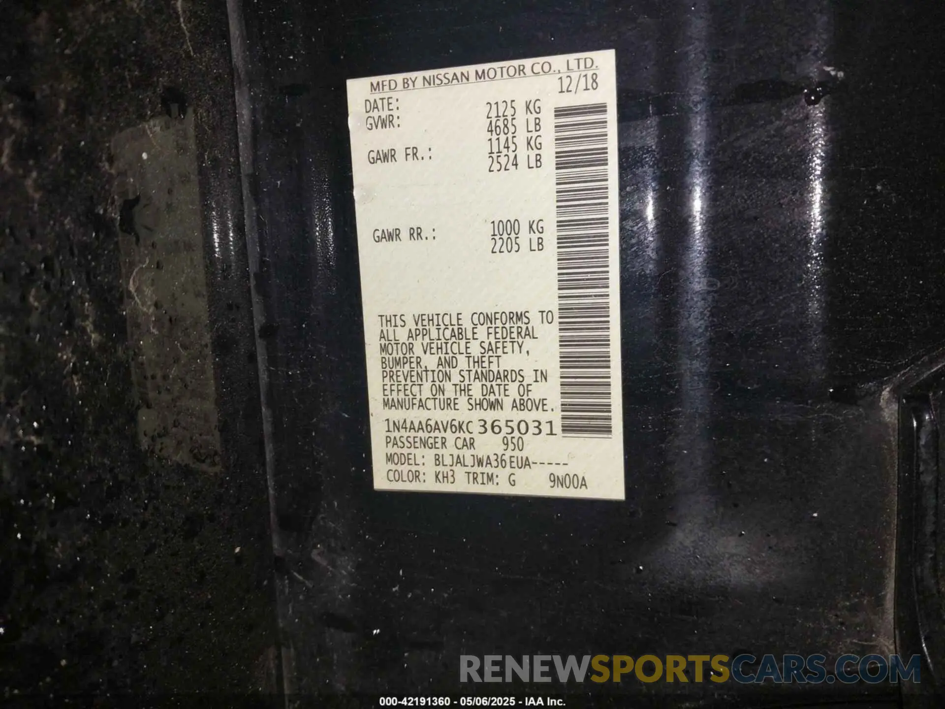 9 Photograph of a damaged car 1N4AA6AV6KC365031 NISSAN MAXIMA 2019
