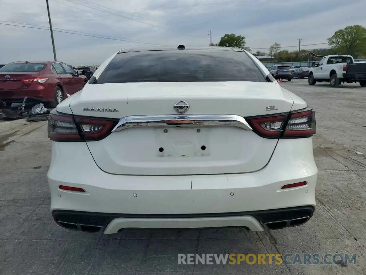 6 Photograph of a damaged car 1N4AA6AV6KC380788 NISSAN MAXIMA 2019