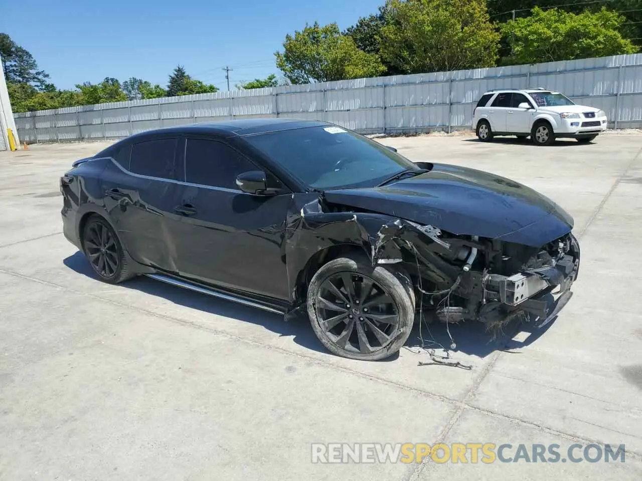 4 Photograph of a damaged car 1N4AA6AV6KC381908 NISSAN MAXIMA 2019