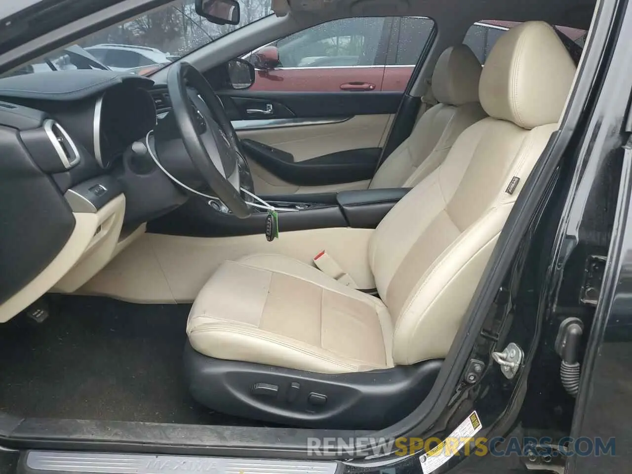 7 Photograph of a damaged car 1N4AA6AV7KC361599 NISSAN MAXIMA 2019
