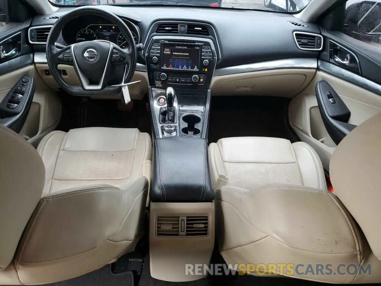 8 Photograph of a damaged car 1N4AA6AV7KC361599 NISSAN MAXIMA 2019