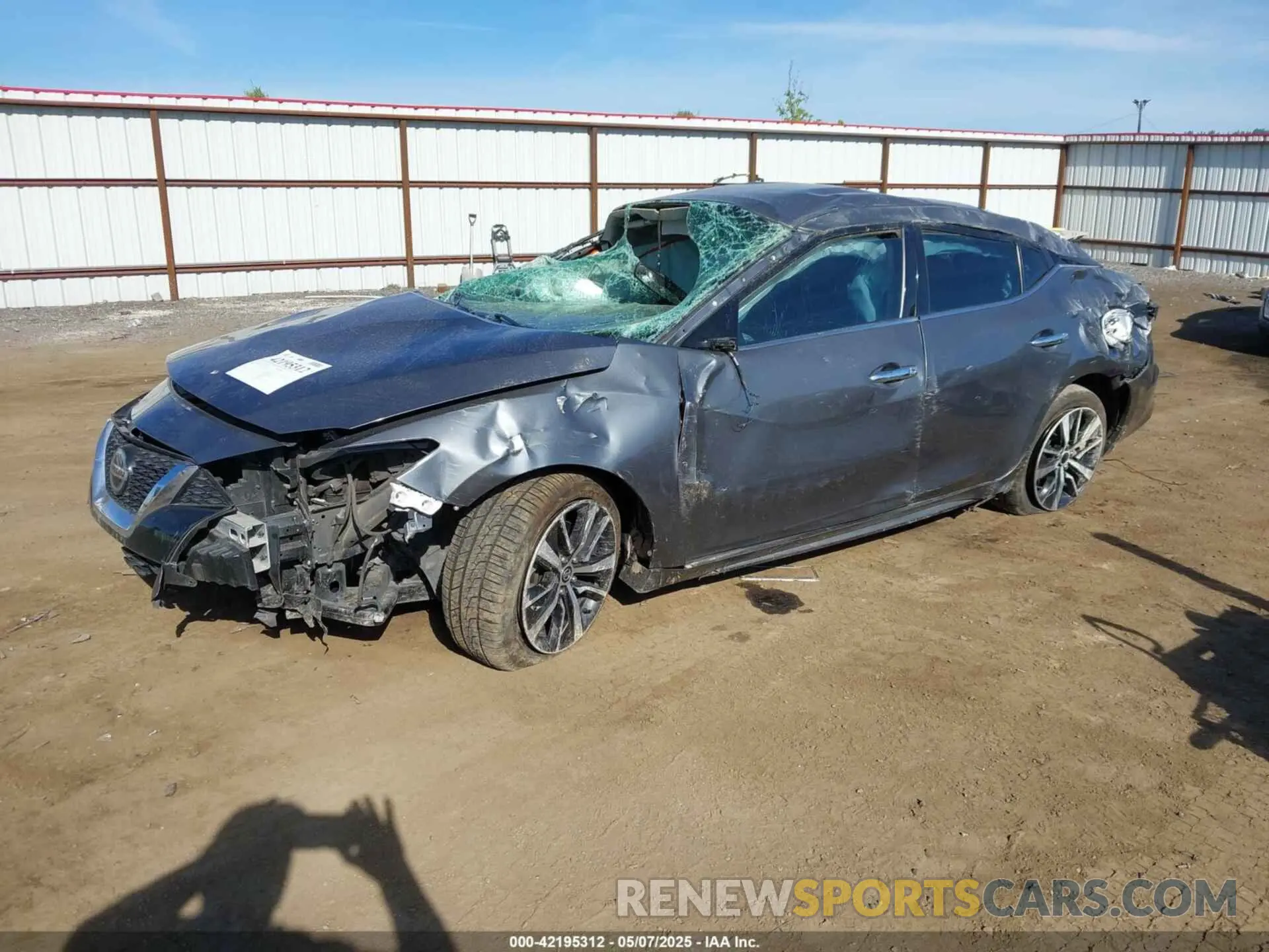 2 Photograph of a damaged car 1N4AA6AV7KC381254 NISSAN MAXIMA 2019