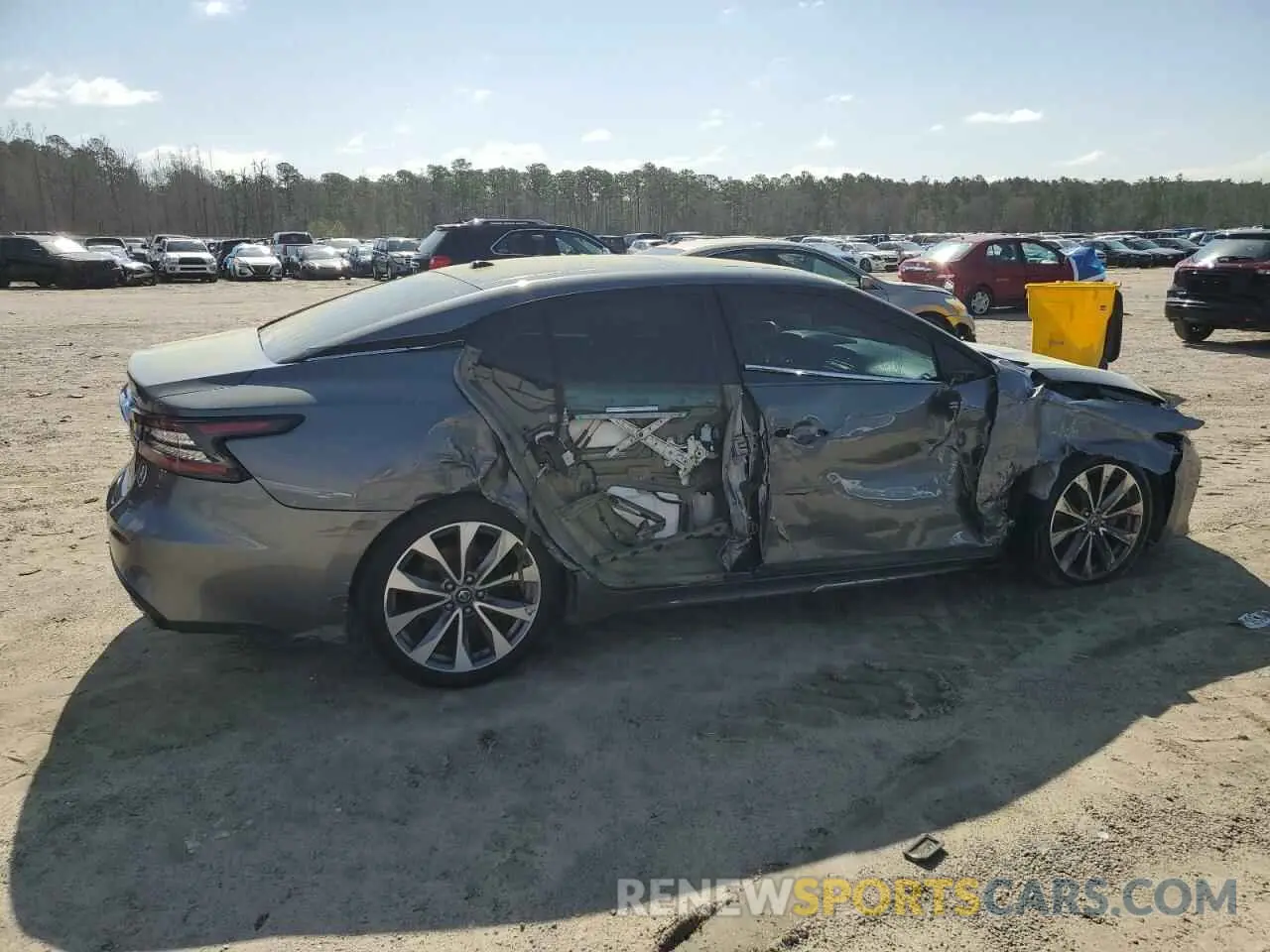 3 Photograph of a damaged car 1N4AA6AV7KC381982 NISSAN MAXIMA 2019