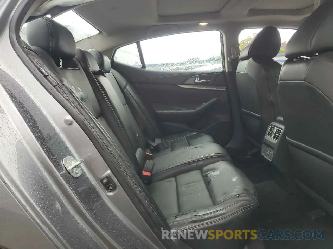 10 Photograph of a damaged car 1N4AA6AV7KC383697 NISSAN MAXIMA 2019