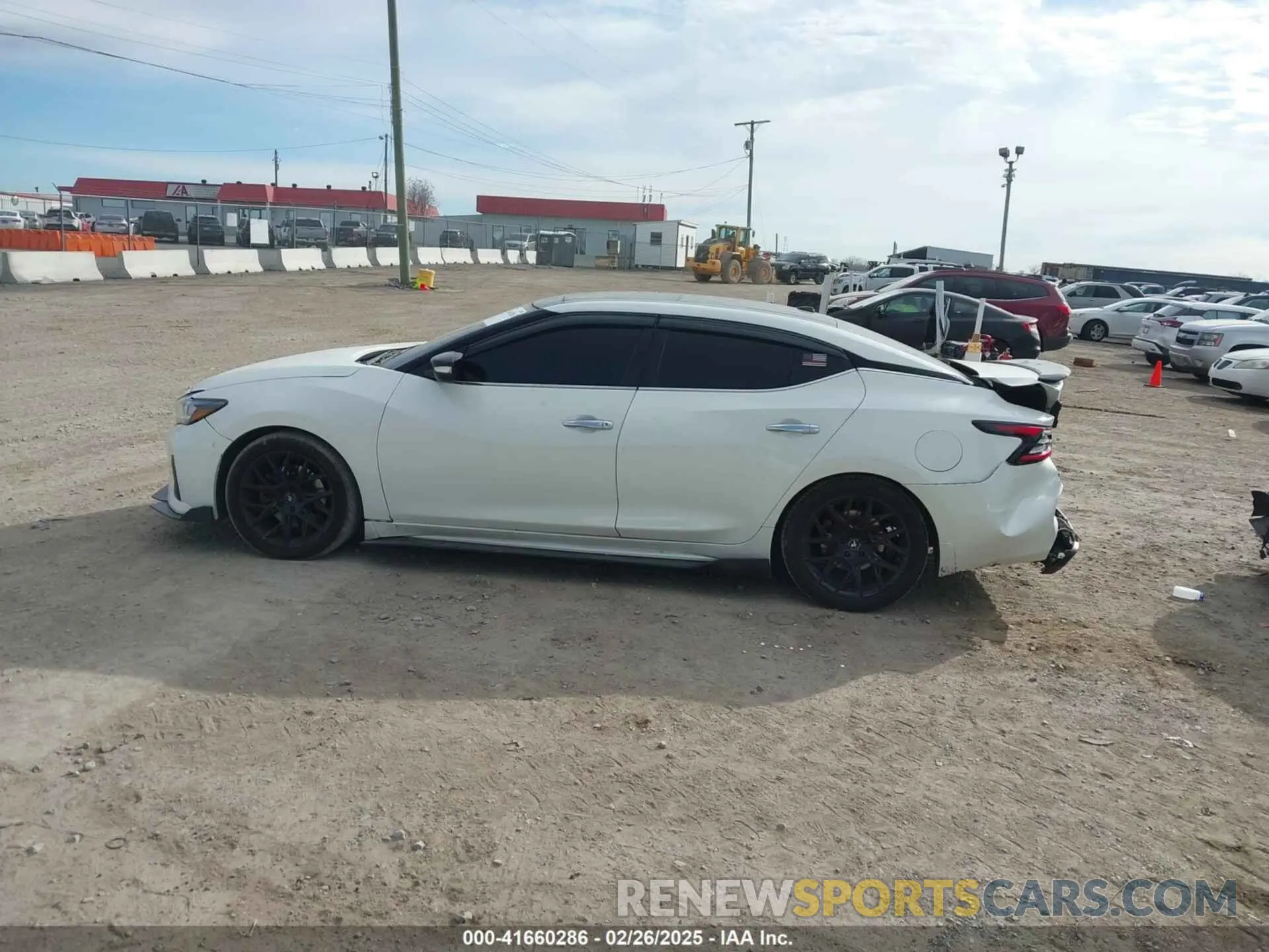 14 Photograph of a damaged car 1N4AA6AV7KC383974 NISSAN MAXIMA 2019