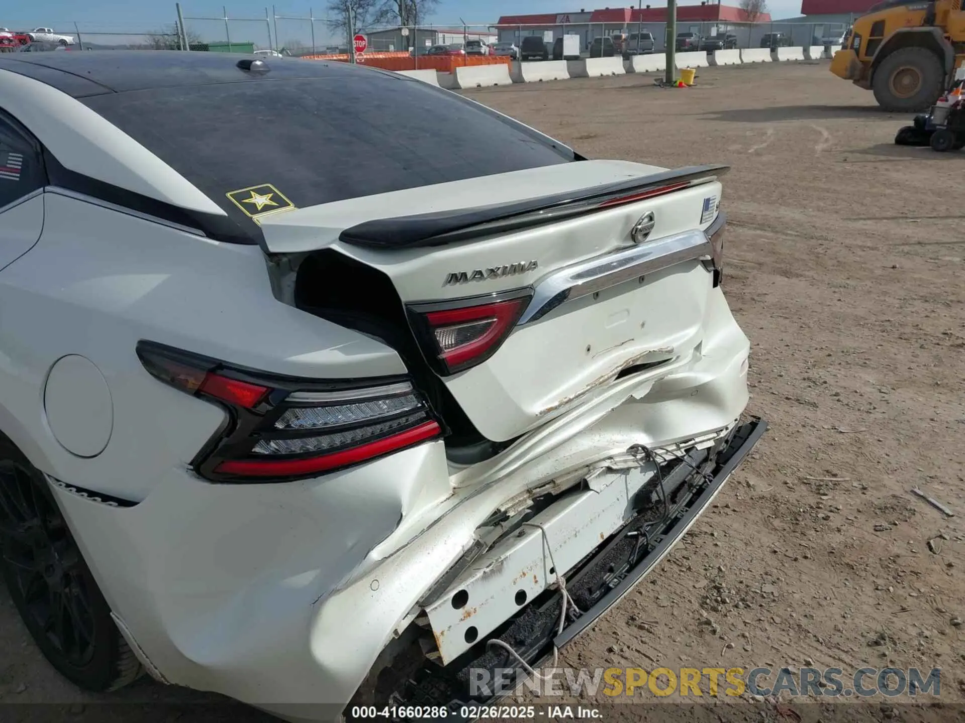 6 Photograph of a damaged car 1N4AA6AV7KC383974 NISSAN MAXIMA 2019