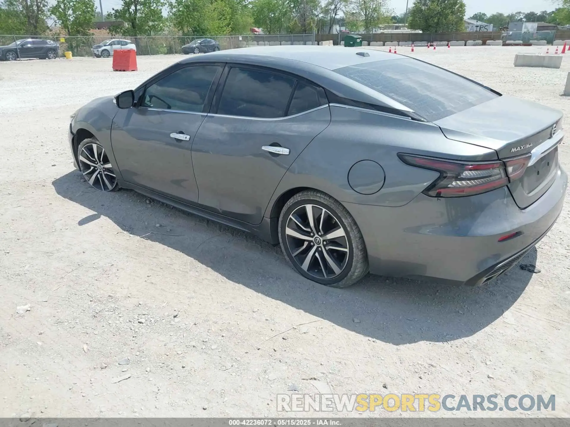 3 Photograph of a damaged car 1N4AA6AV8KC360509 NISSAN MAXIMA 2019