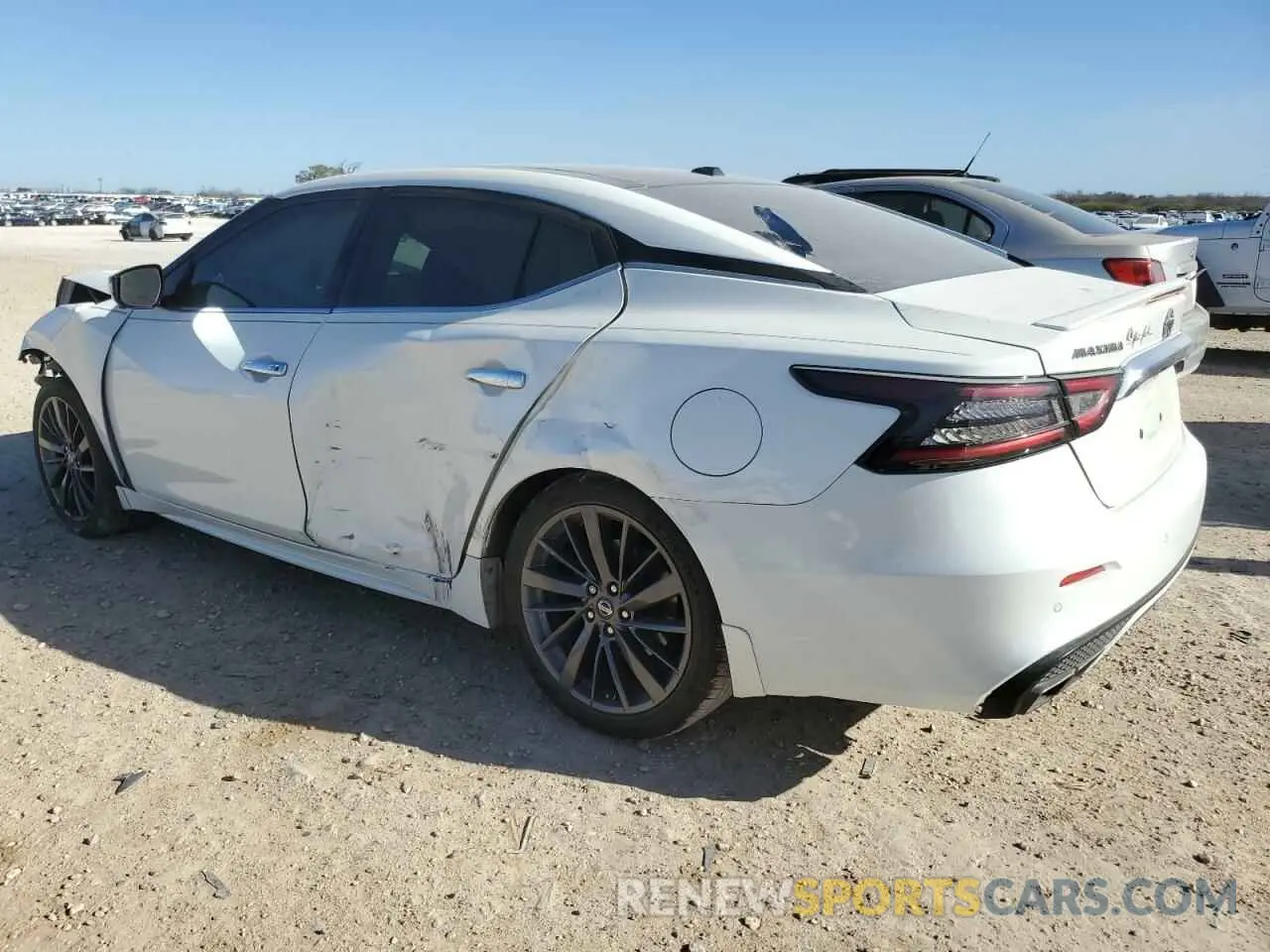 1 Photograph of a damaged car 1N4AA6AV8KC362471 NISSAN MAXIMA 2019