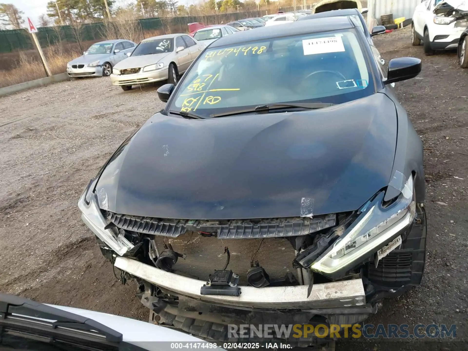 13 Photograph of a damaged car 1N4AA6AV8KC375849 NISSAN MAXIMA 2019