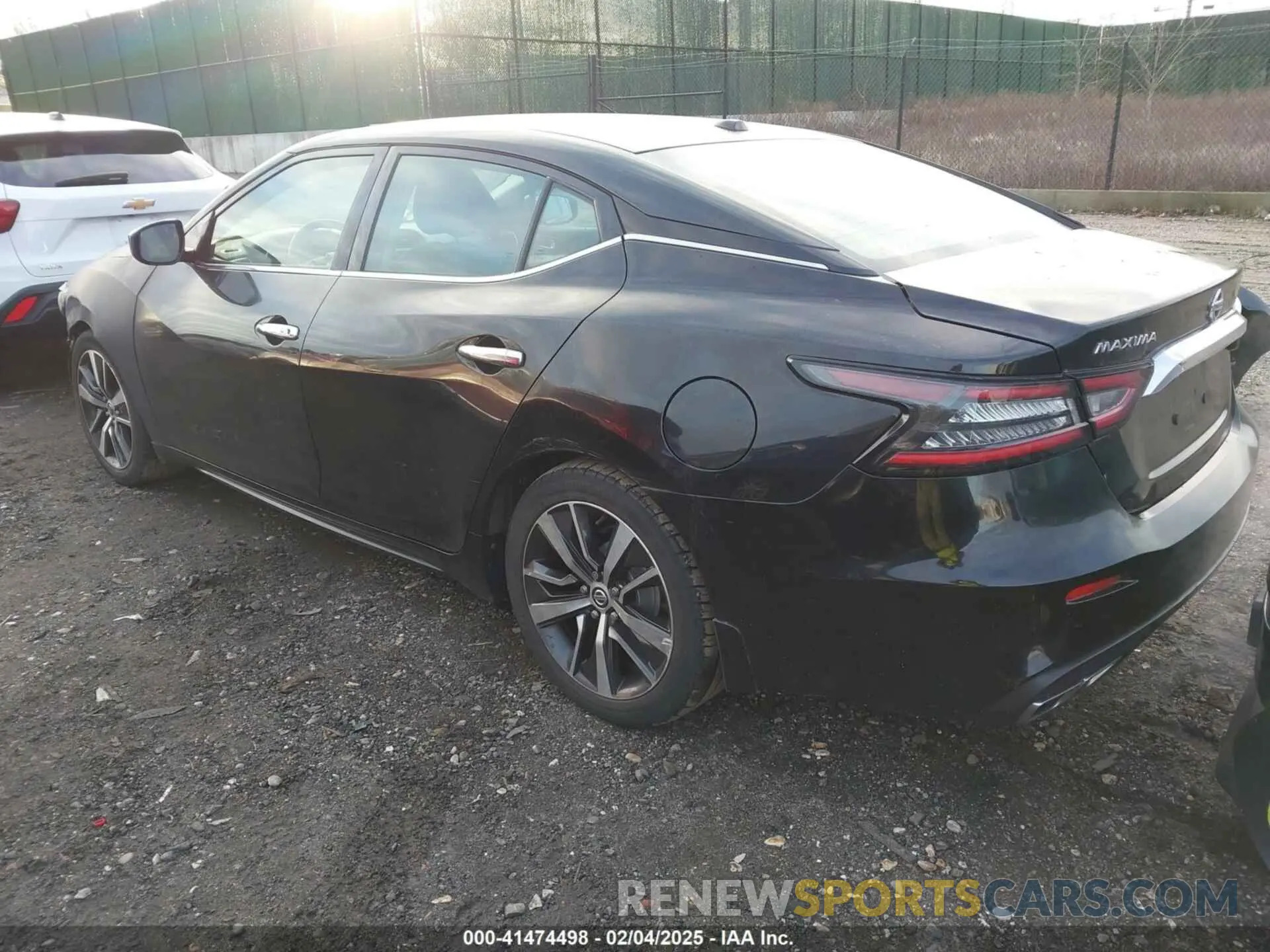 3 Photograph of a damaged car 1N4AA6AV8KC375849 NISSAN MAXIMA 2019