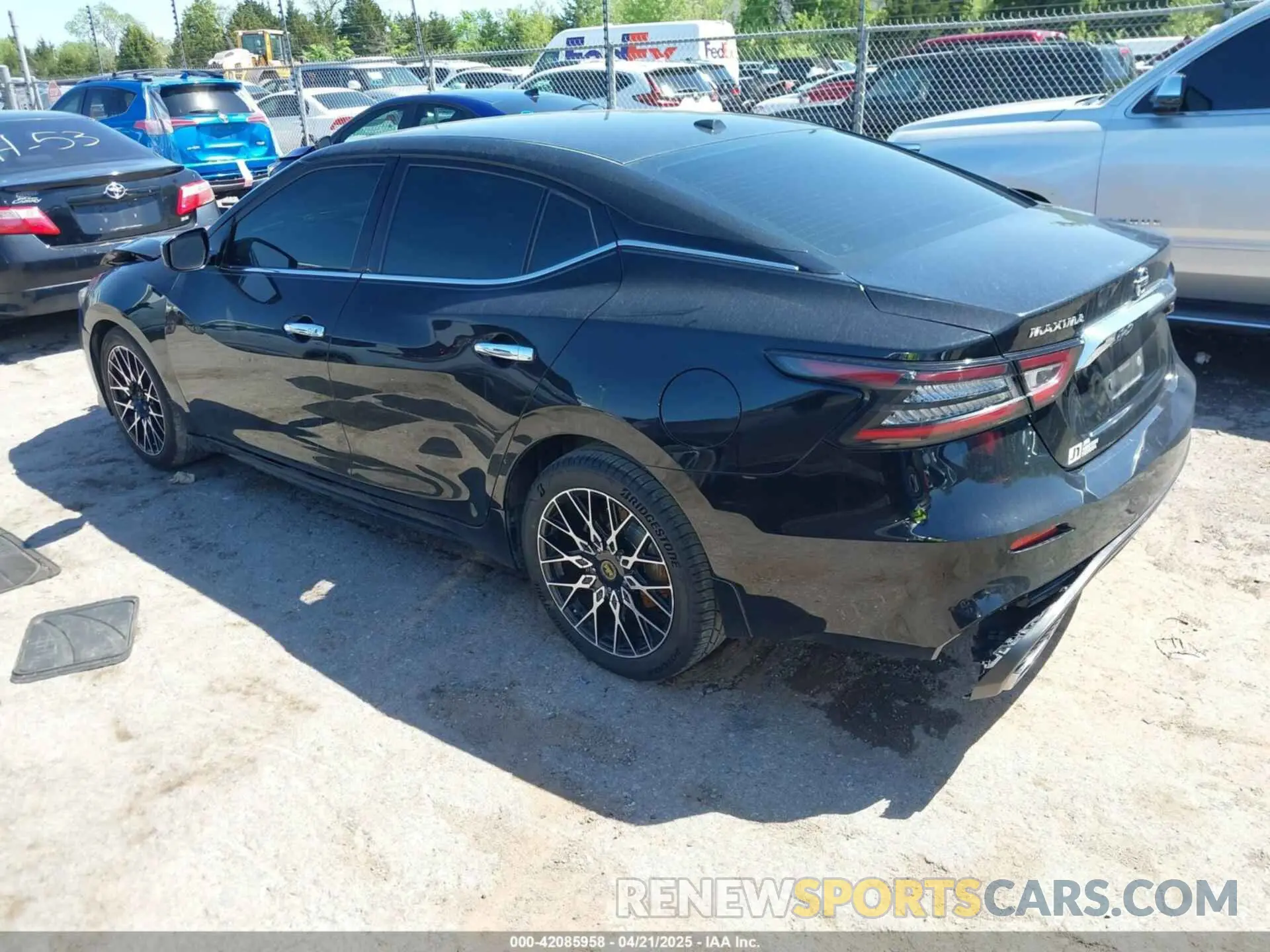 3 Photograph of a damaged car 1N4AA6AV8KC379464 NISSAN MAXIMA 2019