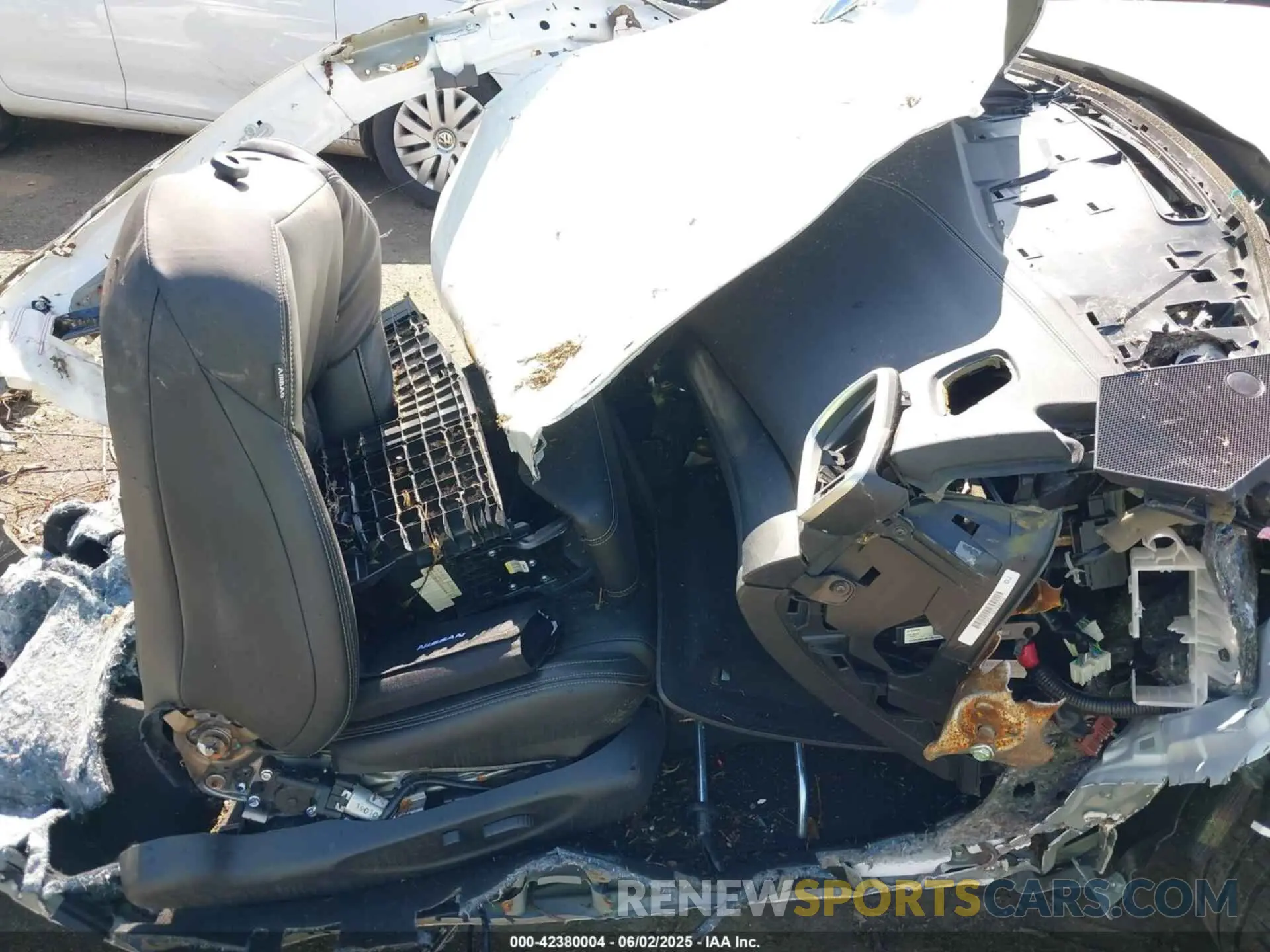 5 Photograph of a damaged car 1N4AA6AV8KC382266 NISSAN MAXIMA 2019