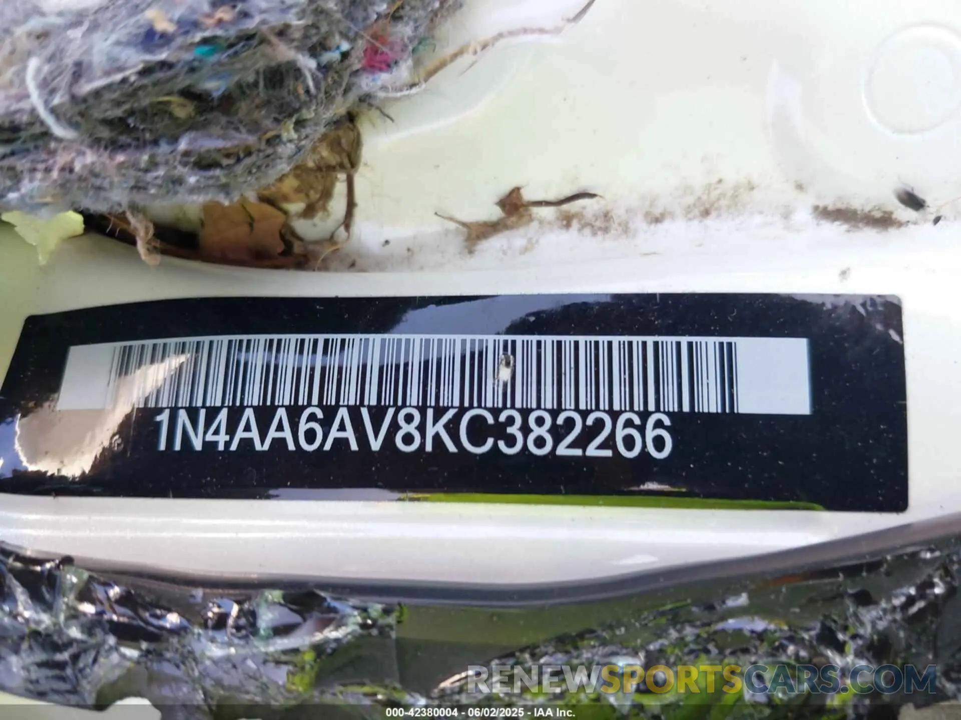 9 Photograph of a damaged car 1N4AA6AV8KC382266 NISSAN MAXIMA 2019