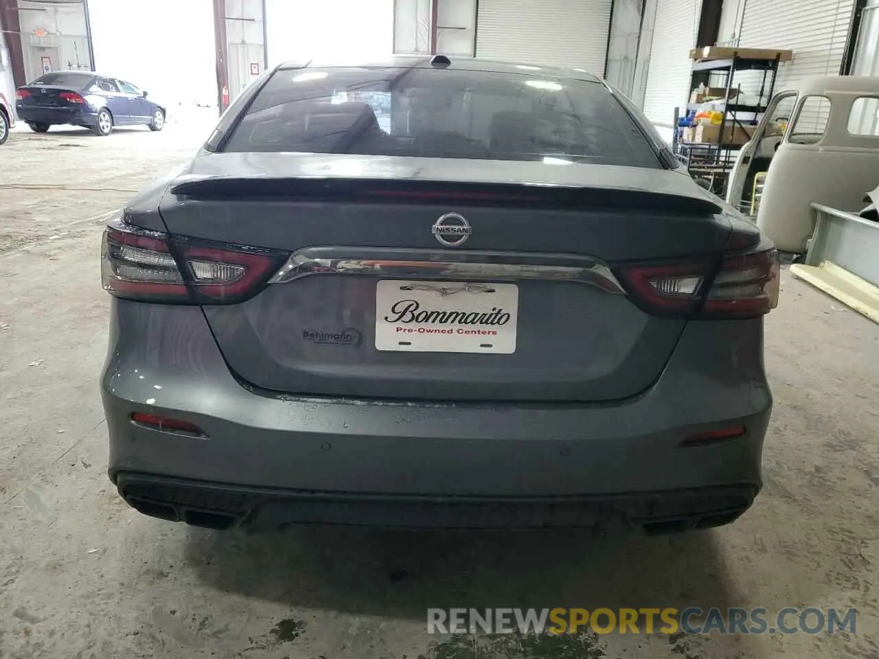 6 Photograph of a damaged car 1N4AA6AV8KC383305 NISSAN MAXIMA 2019