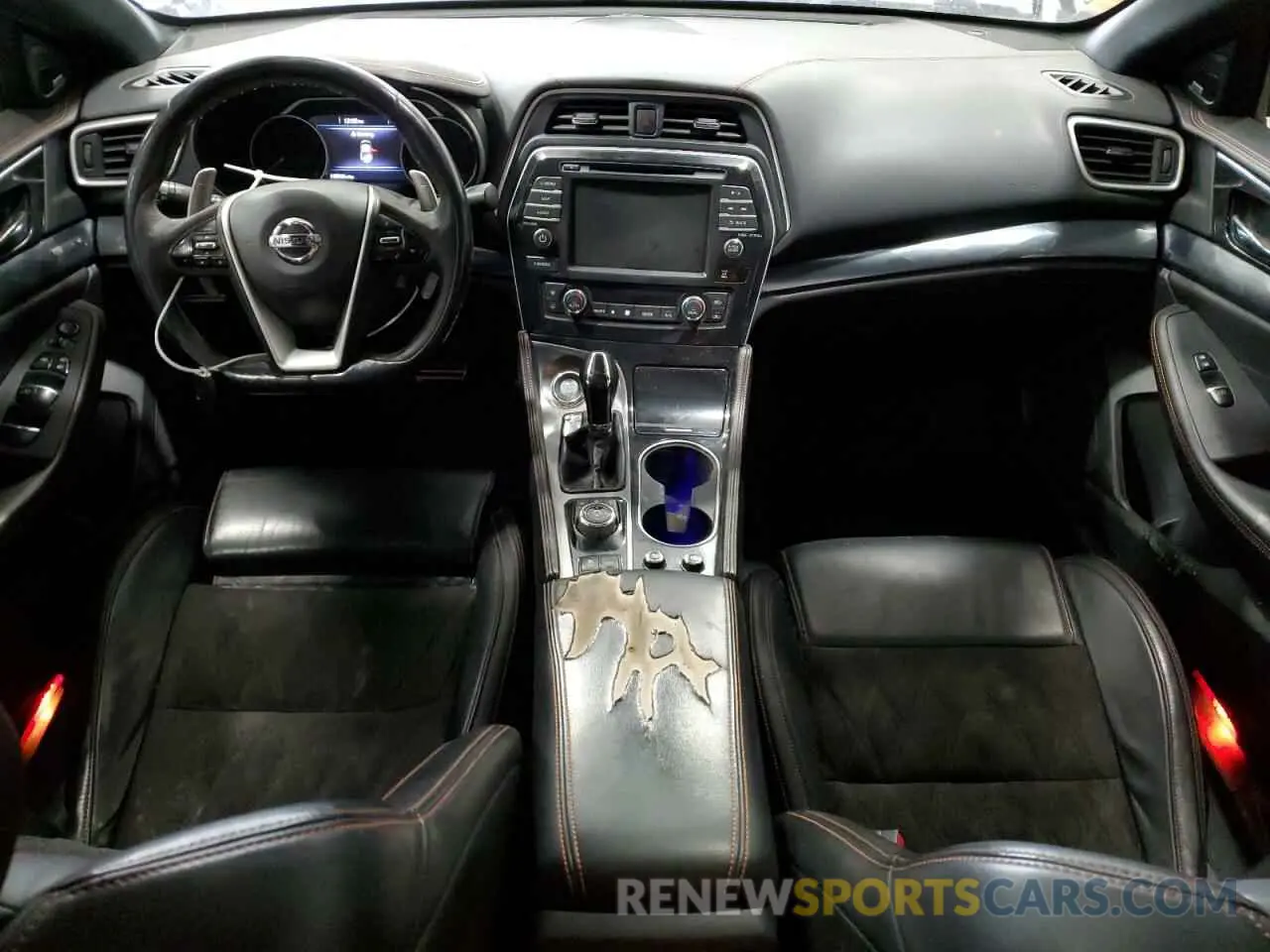 8 Photograph of a damaged car 1N4AA6AV8KC383305 NISSAN MAXIMA 2019