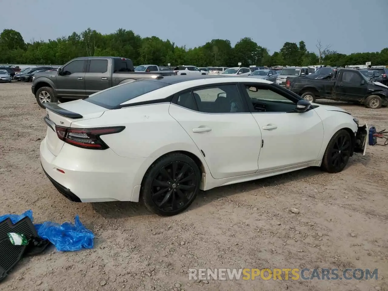 3 Photograph of a damaged car 1N4AA6AV9KC368280 NISSAN MAXIMA 2019