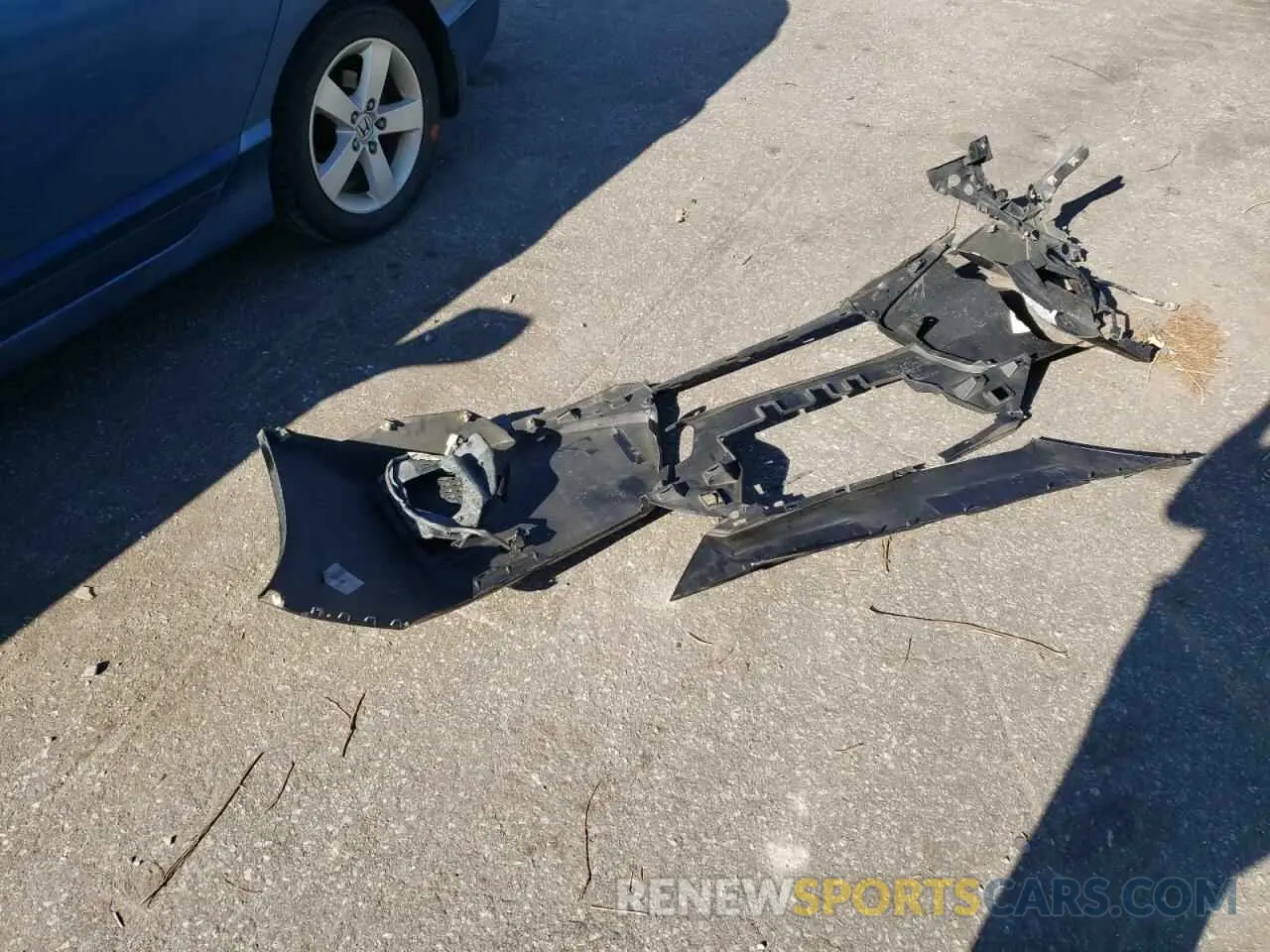 14 Photograph of a damaged car 1N4AA6AV9KC370210 NISSAN MAXIMA 2019