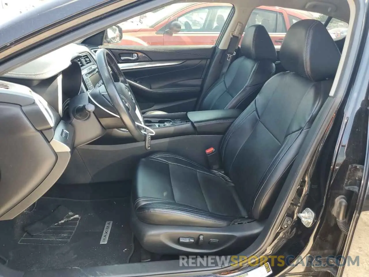 7 Photograph of a damaged car 1N4AA6AV9KC377383 NISSAN MAXIMA 2019
