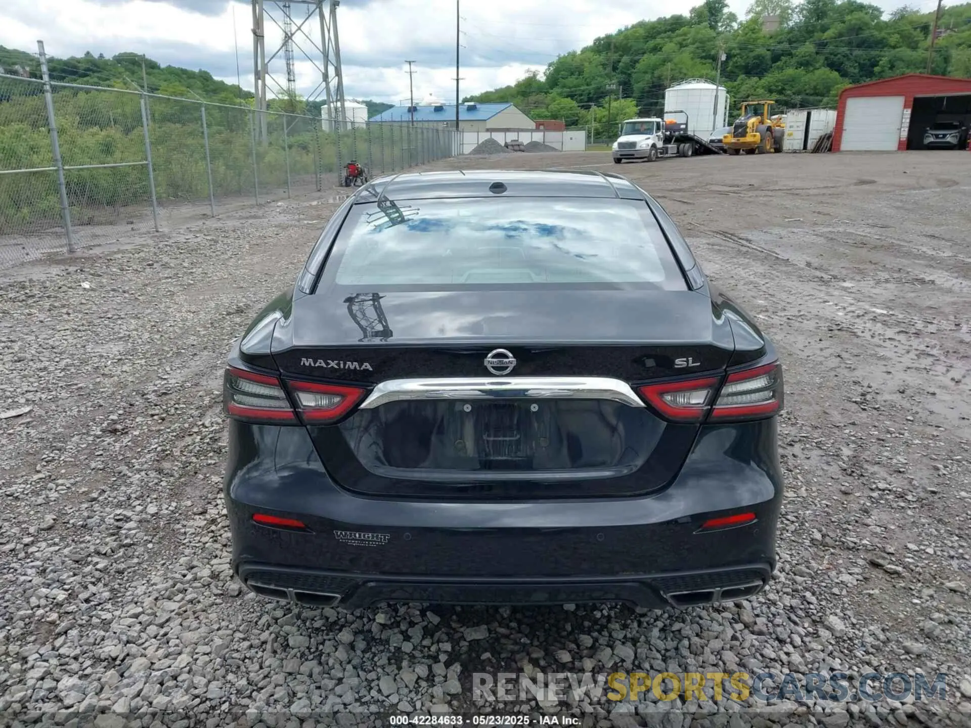 16 Photograph of a damaged car 1N4AA6AV9KC378078 NISSAN MAXIMA 2019