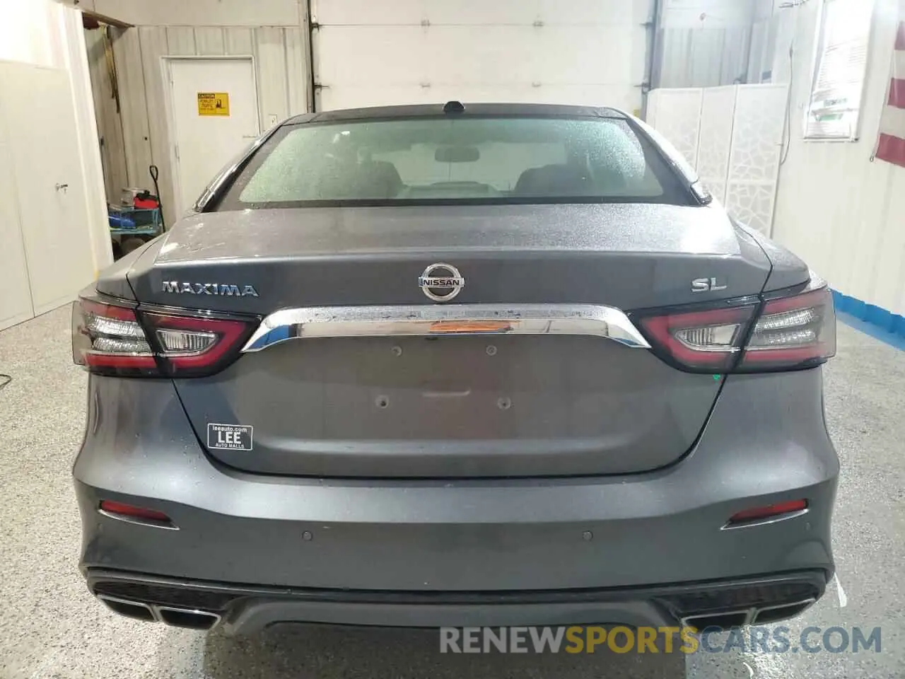 6 Photograph of a damaged car 1N4AA6AV9KC381160 NISSAN MAXIMA 2019