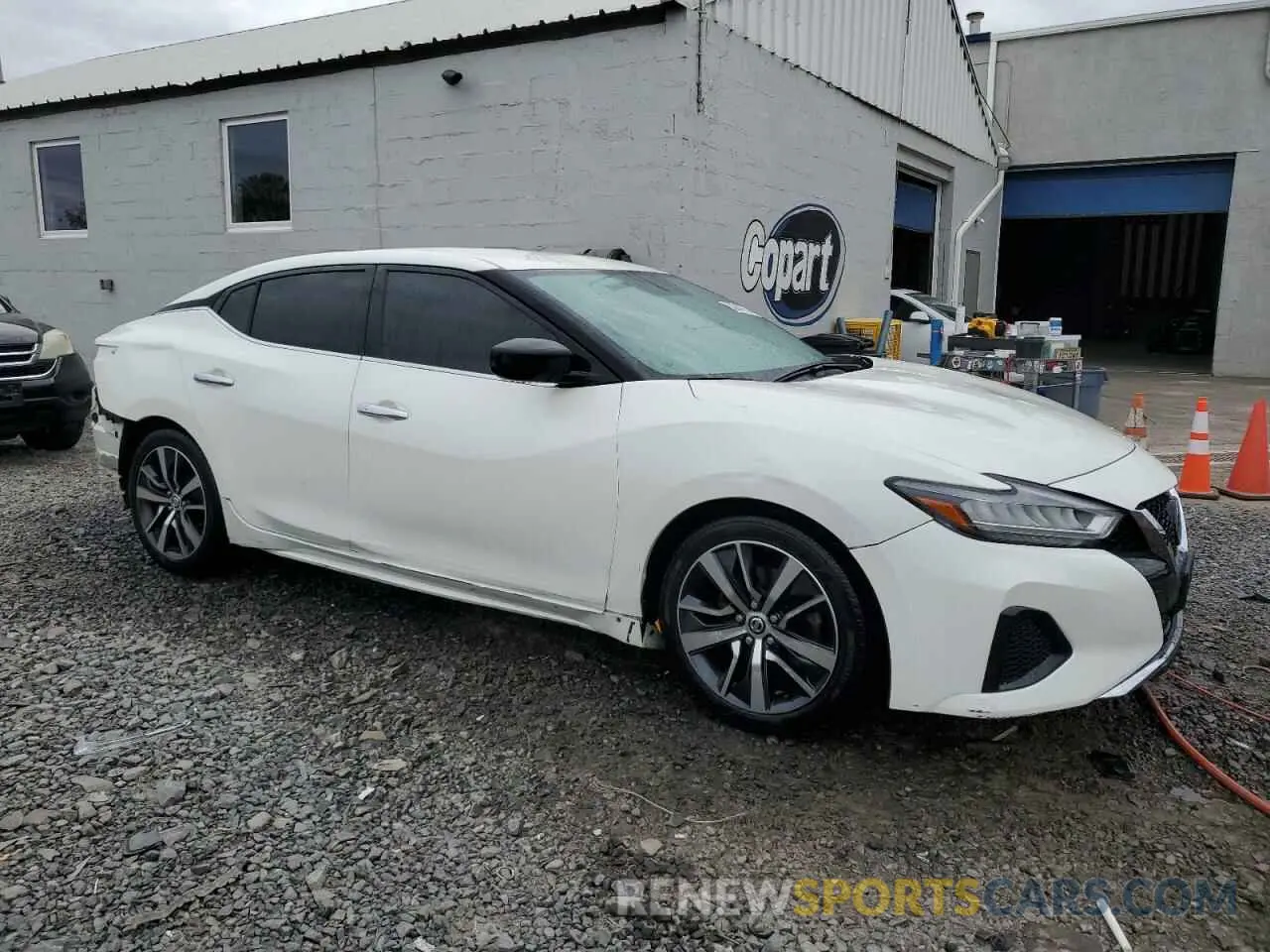 4 Photograph of a damaged car 1N4AA6AVXKC378428 NISSAN MAXIMA 2019