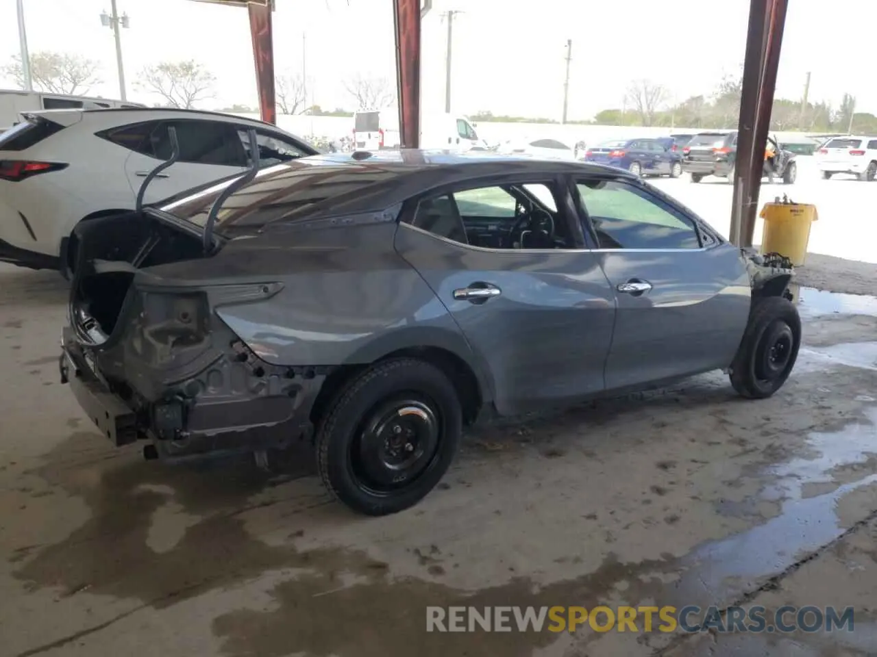 3 Photograph of a damaged car 1N4AA6BV6LC381259 NISSAN MAXIMA 2020