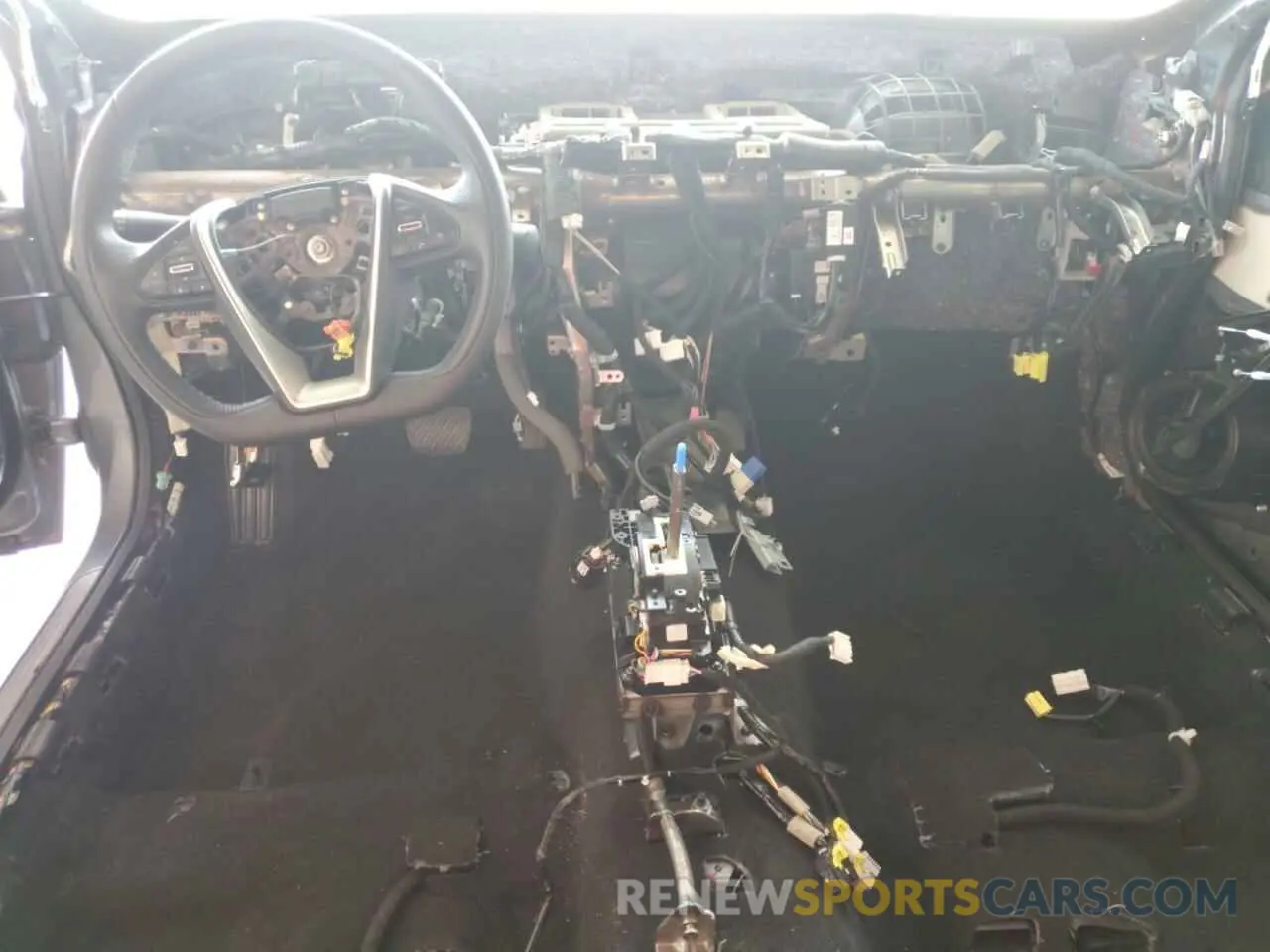 8 Photograph of a damaged car 1N4AA6BV6LC381259 NISSAN MAXIMA 2020