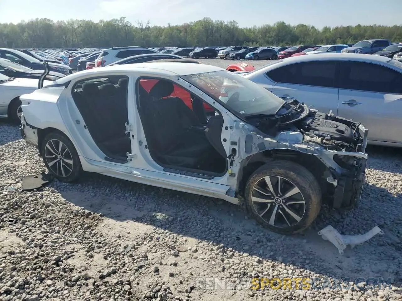 4 Photograph of a damaged car 1N4AA6BVXLC383709 NISSAN MAXIMA 2020