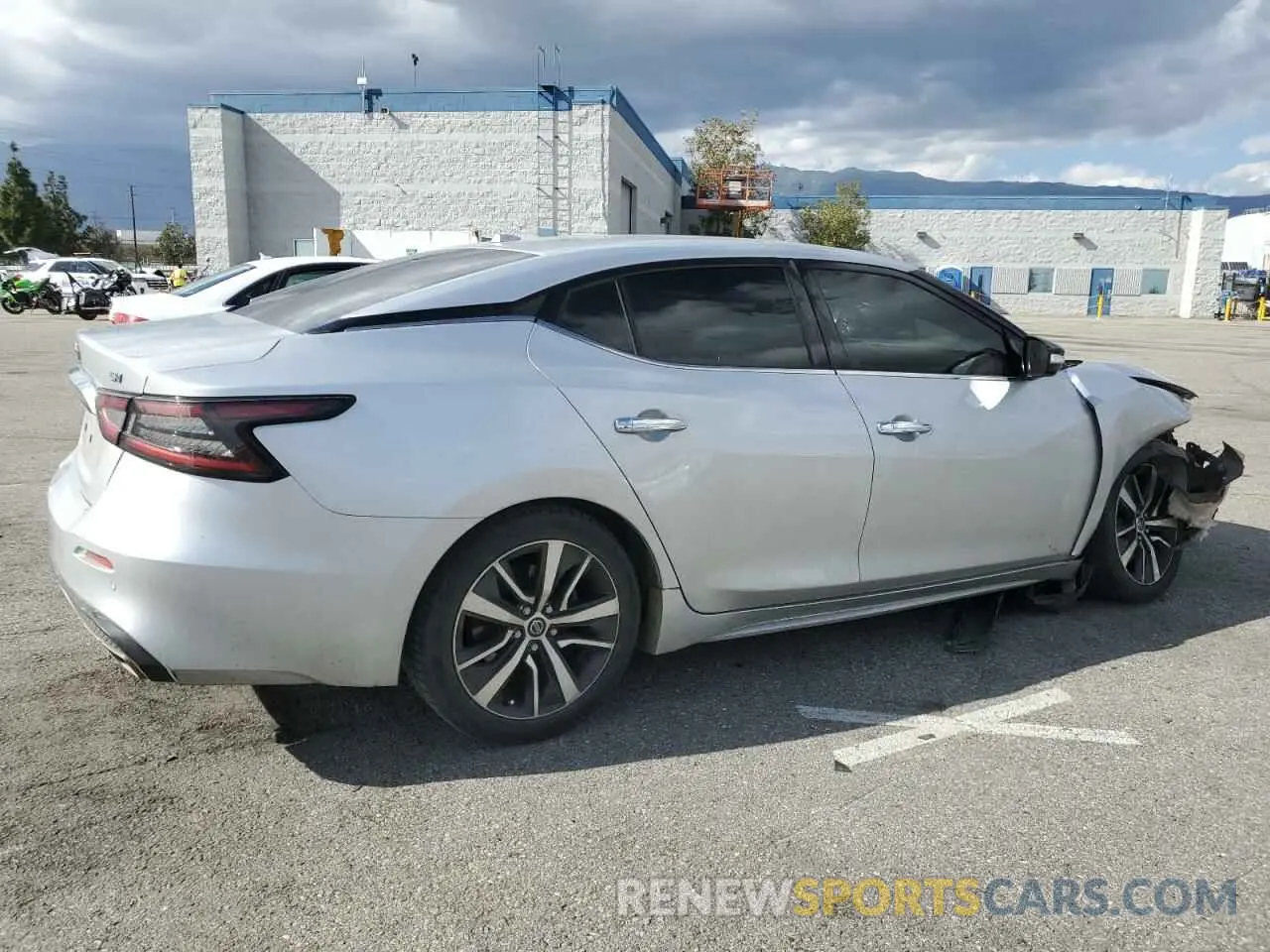 3 Photograph of a damaged car 1N4AA6CV0LC362060 NISSAN MAXIMA 2020