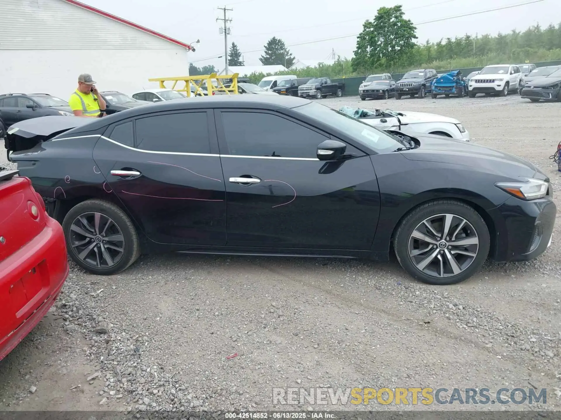 13 Photograph of a damaged car 1N4AA6CV3LC360108 NISSAN MAXIMA 2020
