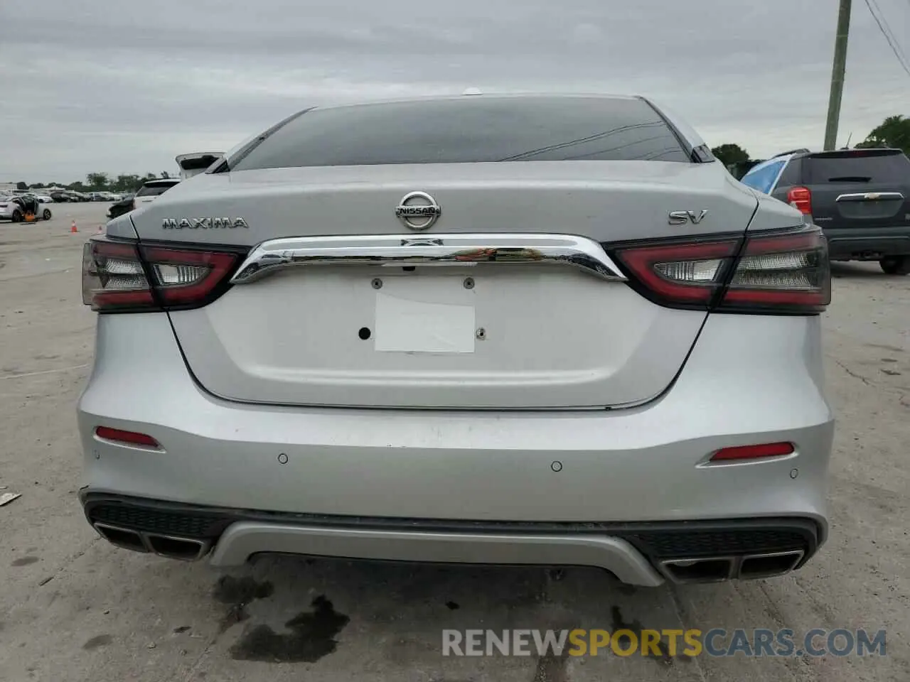 6 Photograph of a damaged car 1N4AA6CV5LC364175 NISSAN MAXIMA 2020