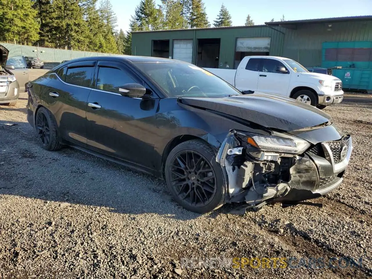 4 Photograph of a damaged car 1N4AA6CV5LC368095 NISSAN MAXIMA 2020