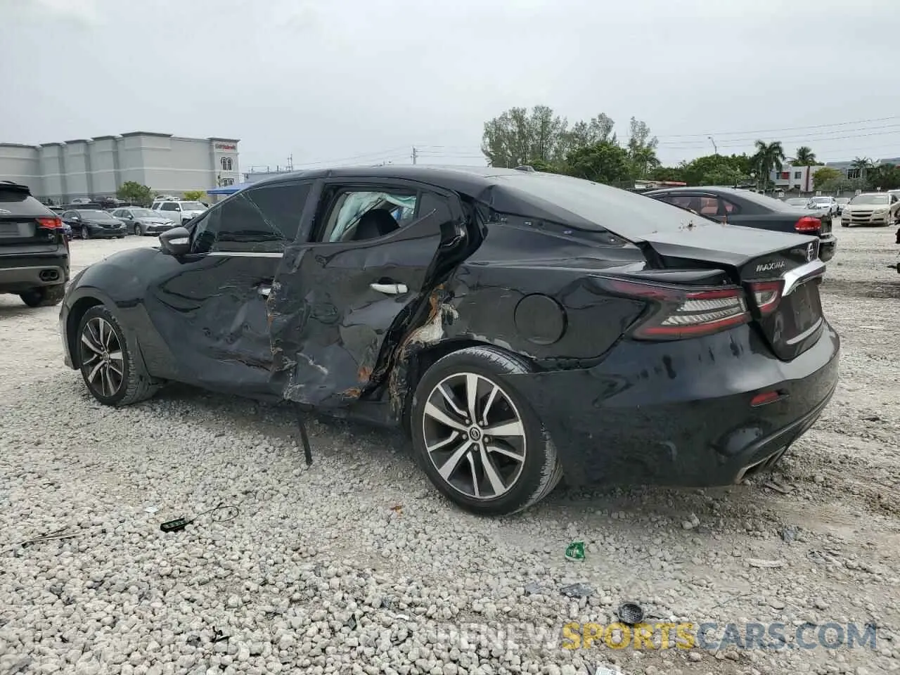 2 Photograph of a damaged car 1N4AA6CV5LC369263 NISSAN MAXIMA 2020
