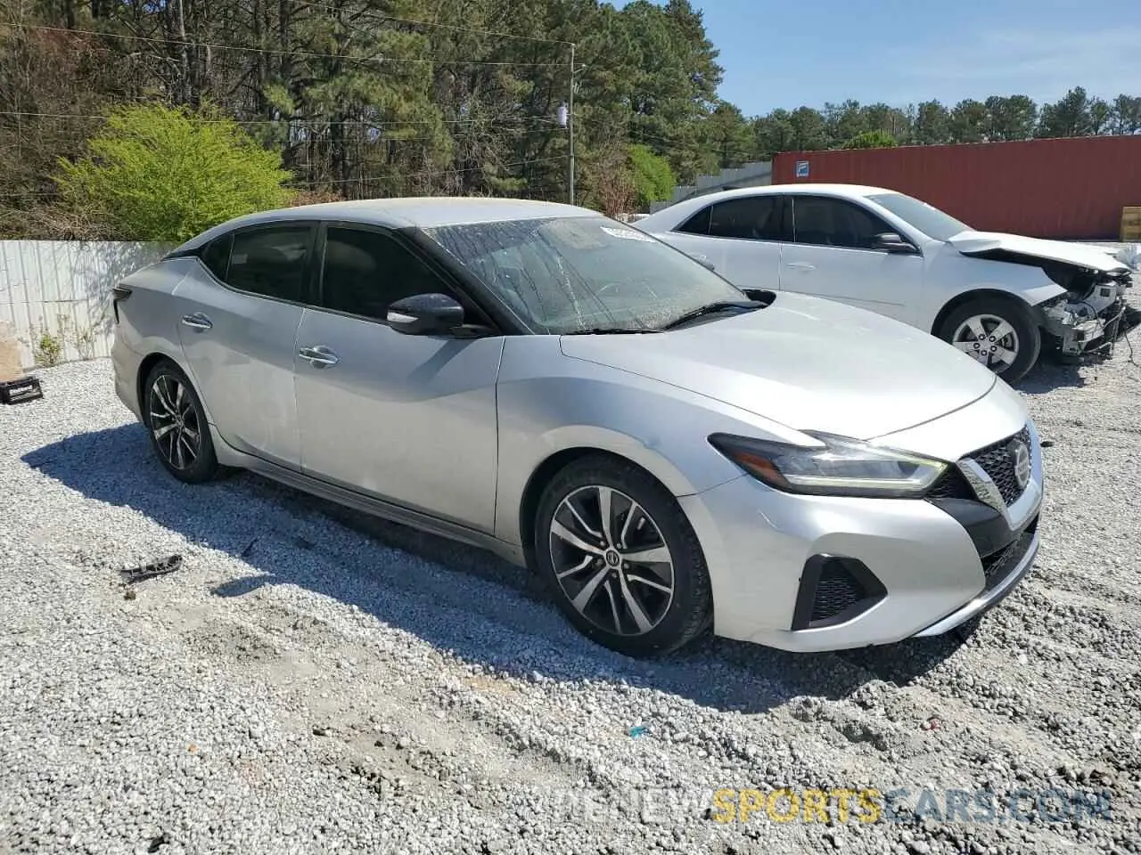 4 Photograph of a damaged car 1N4AA6CV6LC363133 NISSAN MAXIMA 2020