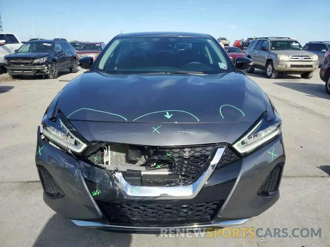 5 Photograph of a damaged car 1N4AA6CV6LC370079 NISSAN MAXIMA 2020