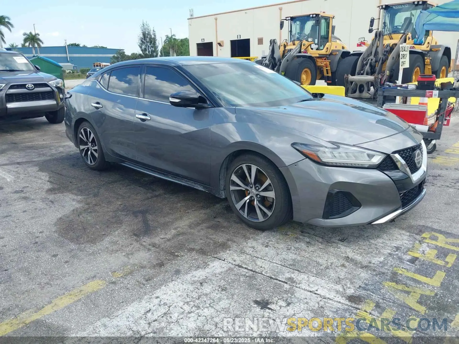 1 Photograph of a damaged car 1N4AA6CV6LC373659 NISSAN MAXIMA 2020