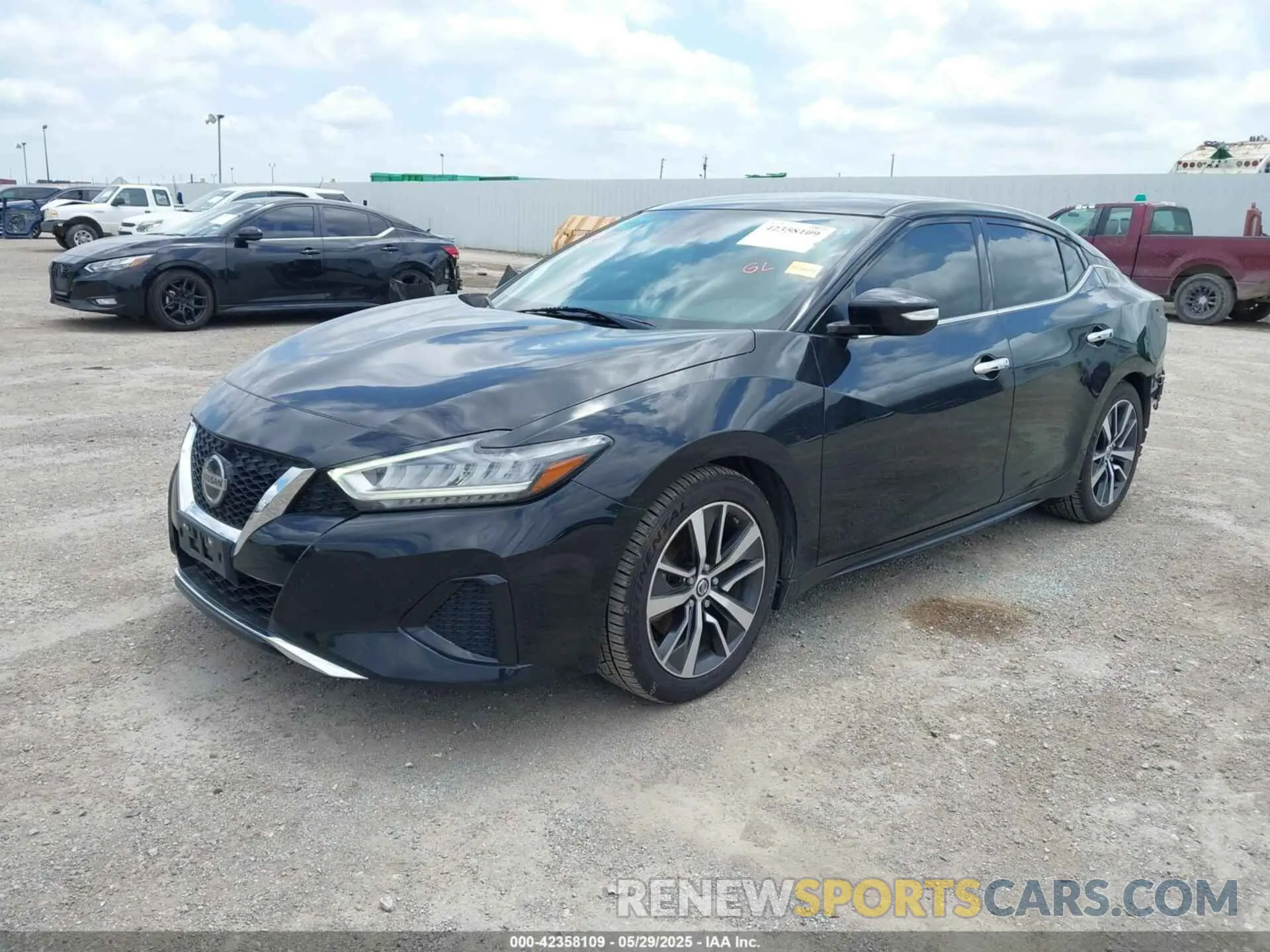 2 Photograph of a damaged car 1N4AA6CV6LC383589 NISSAN MAXIMA 2020
