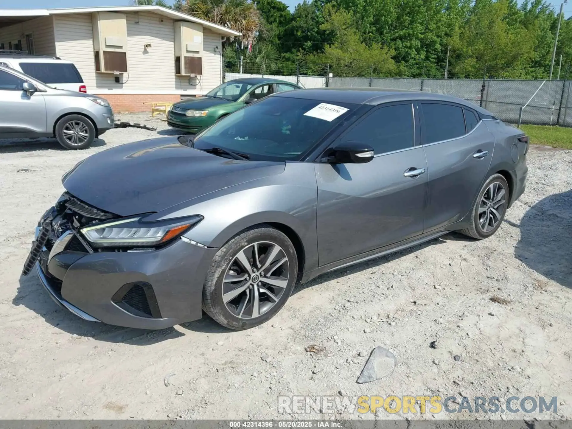2 Photograph of a damaged car 1N4AA6CV7LC373623 NISSAN MAXIMA 2020
